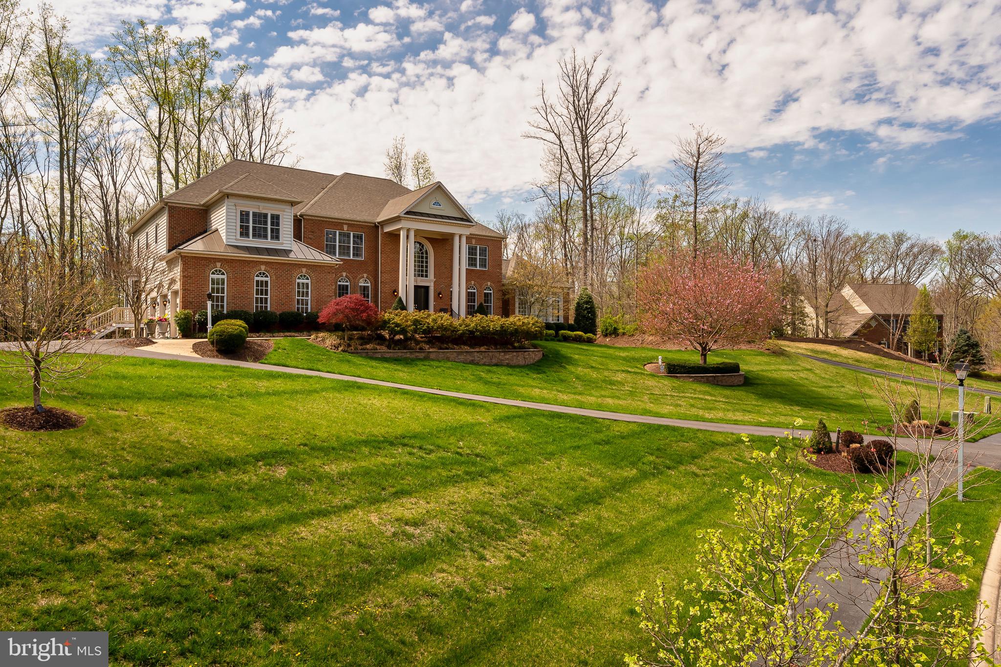 RIVER CREEK - Residential