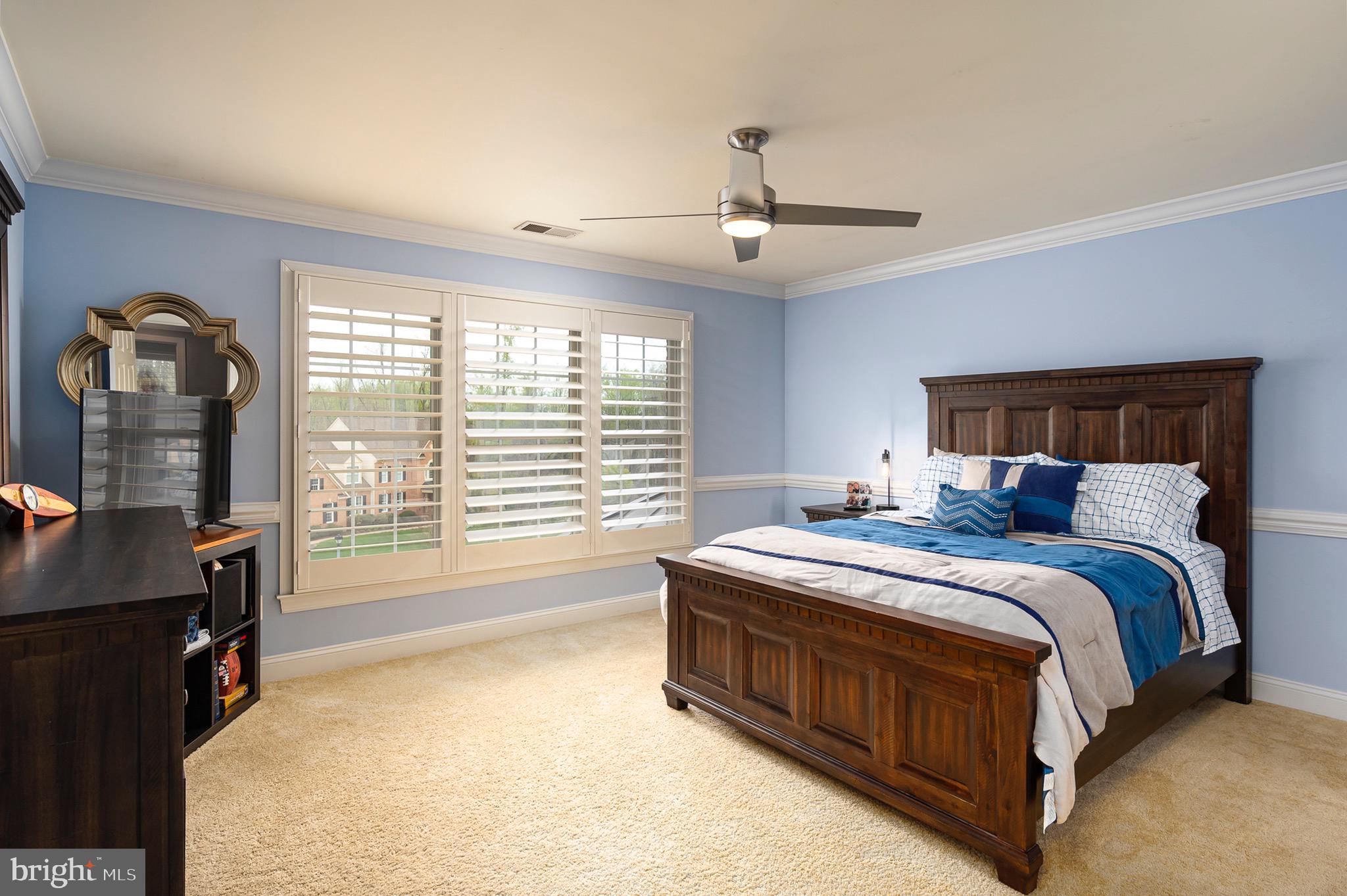 RIVER CREEK - Residential