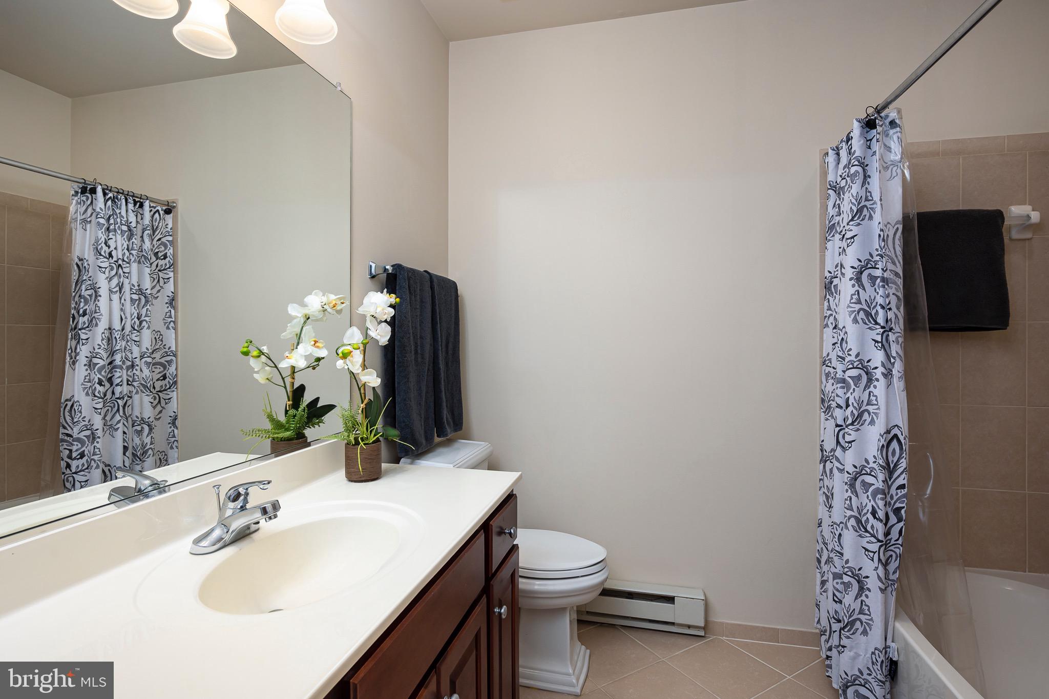 RIVER CREEK - Residential