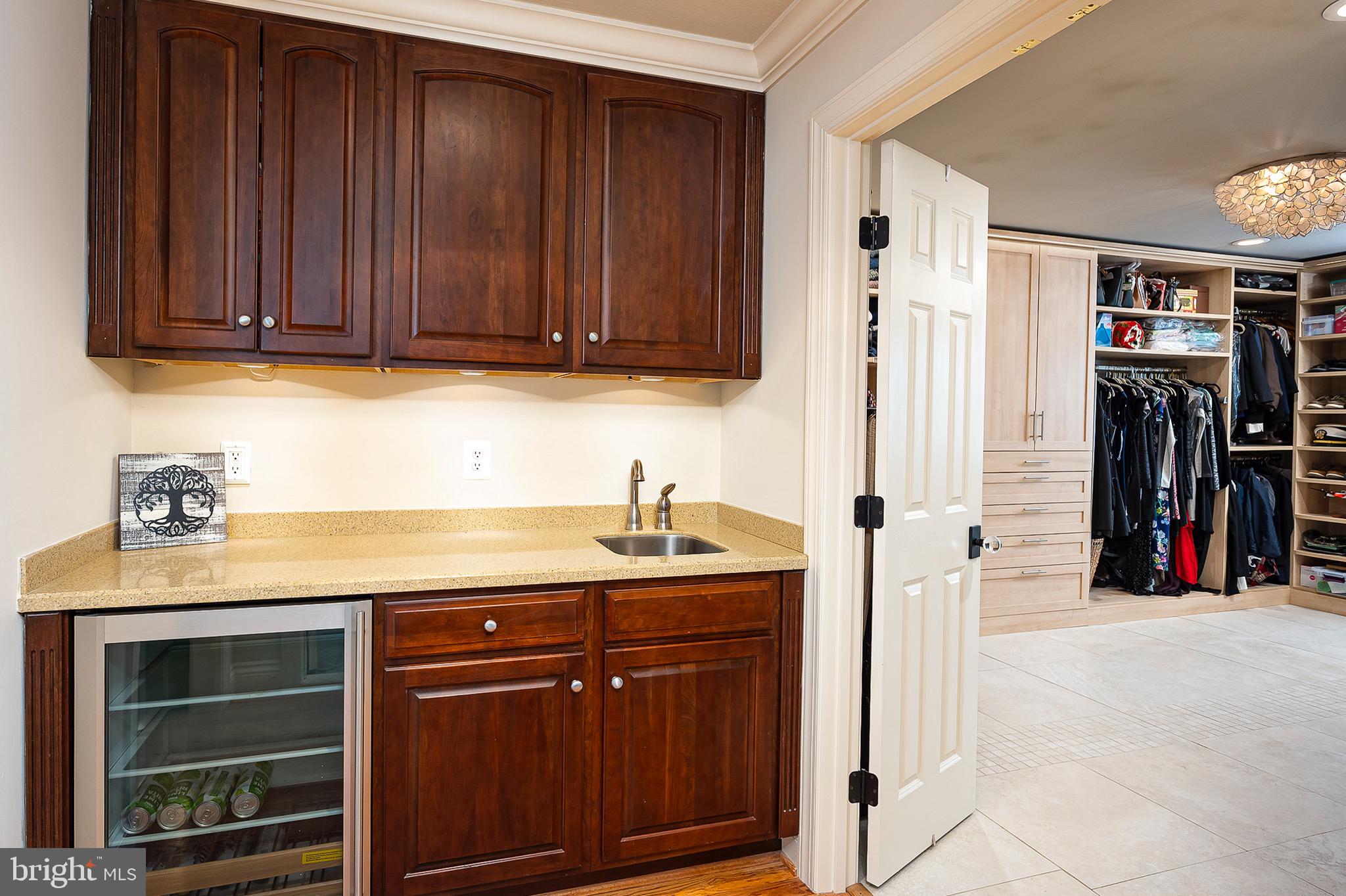 RIVER CREEK - Residential