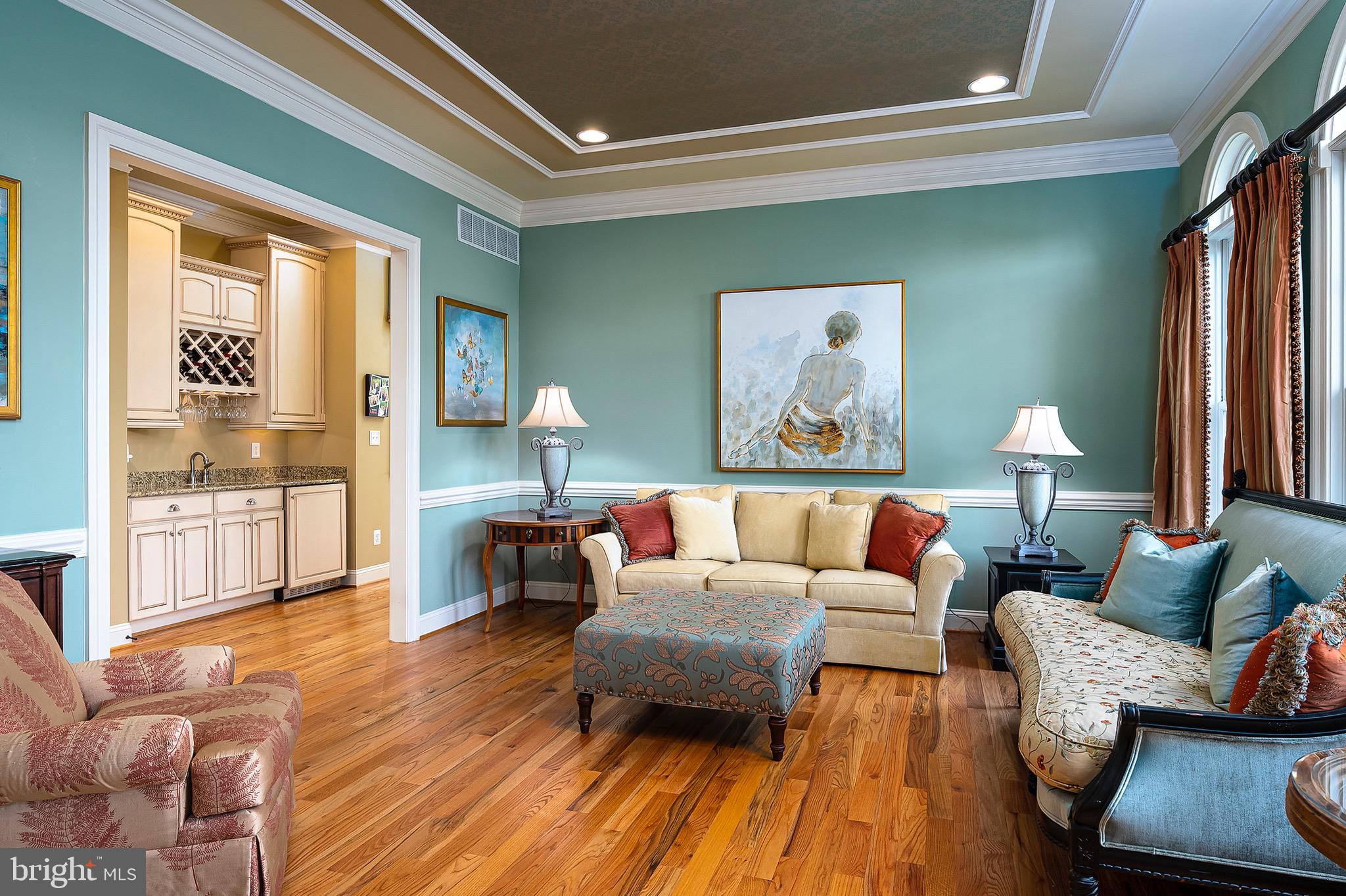 RIVER CREEK - Residential