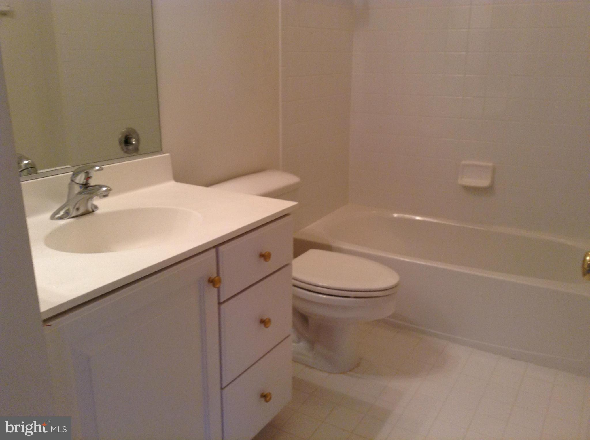 VIRGINIA OAKS - Residential