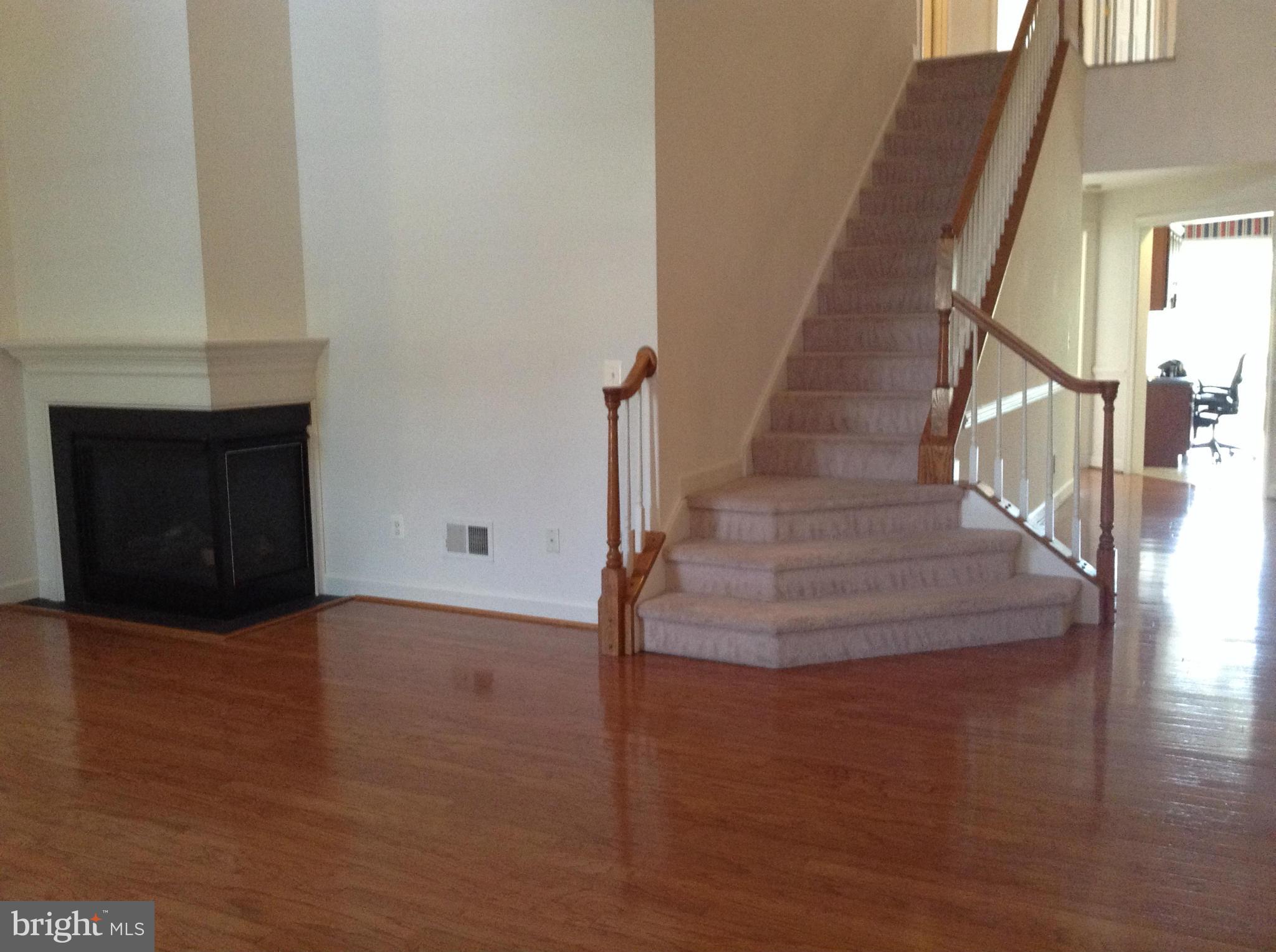 VIRGINIA OAKS - Residential