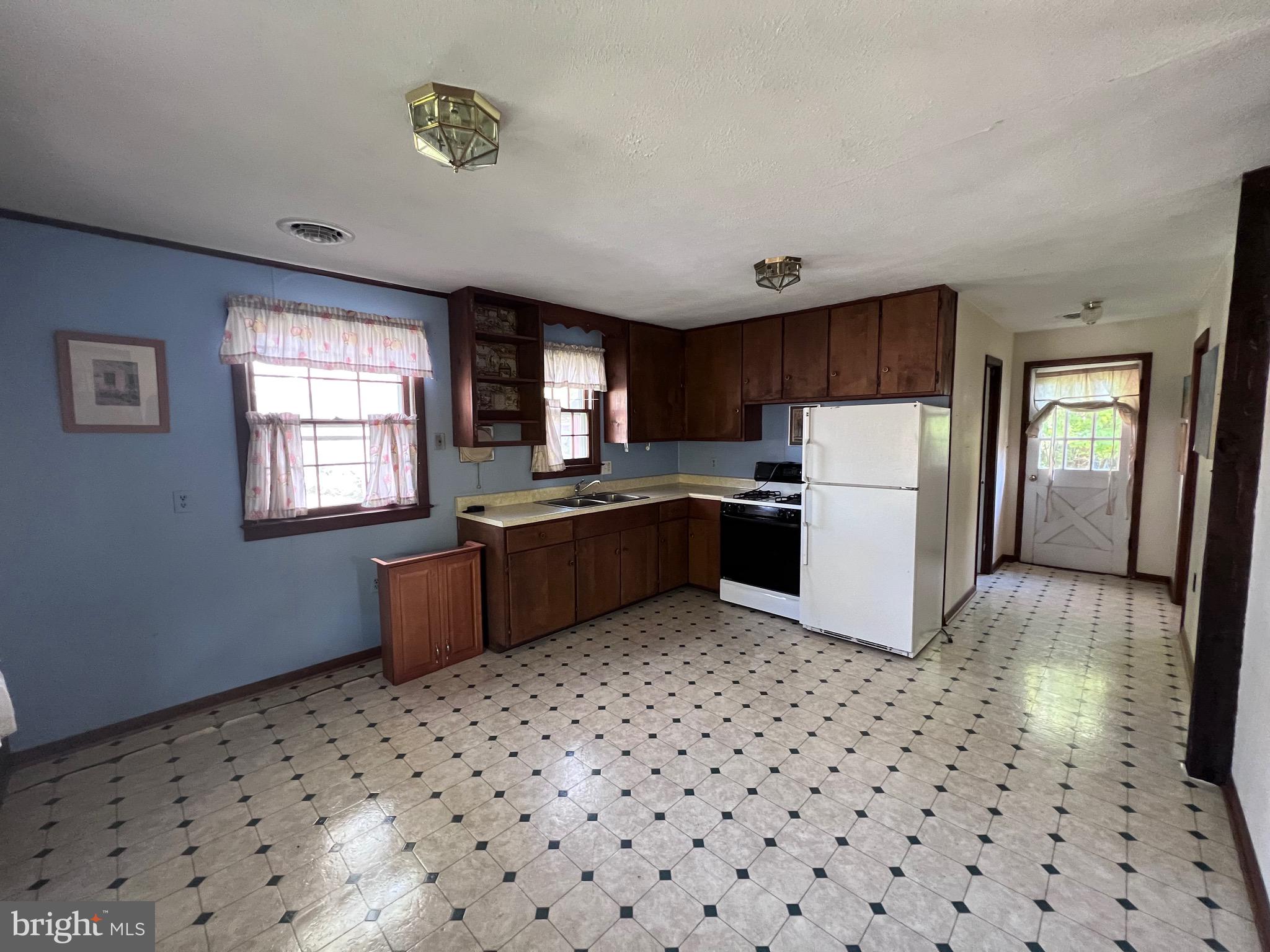 CROSSFIELD ADDITION - Residential