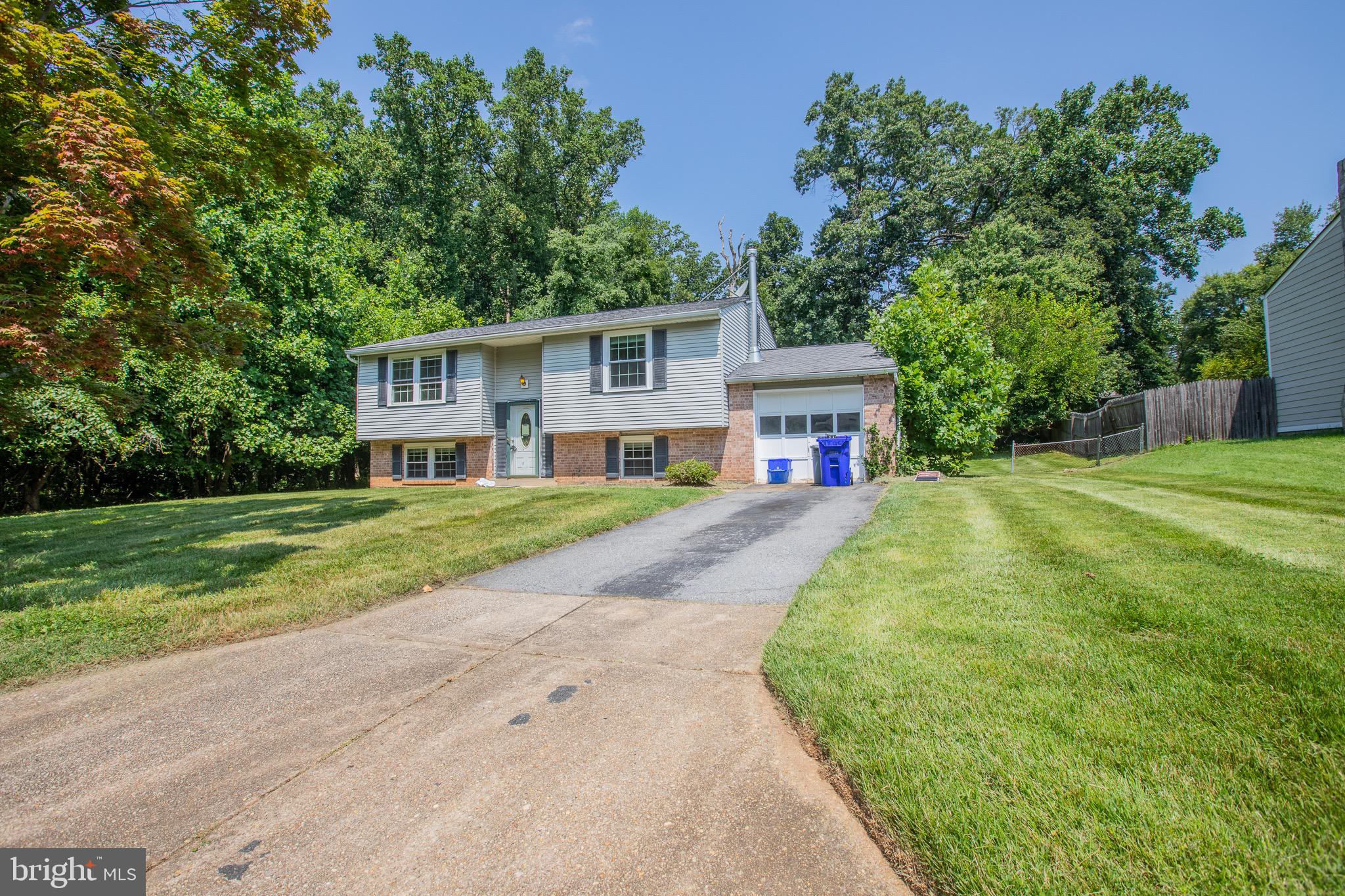 SILVER SPRING - Residential Lease