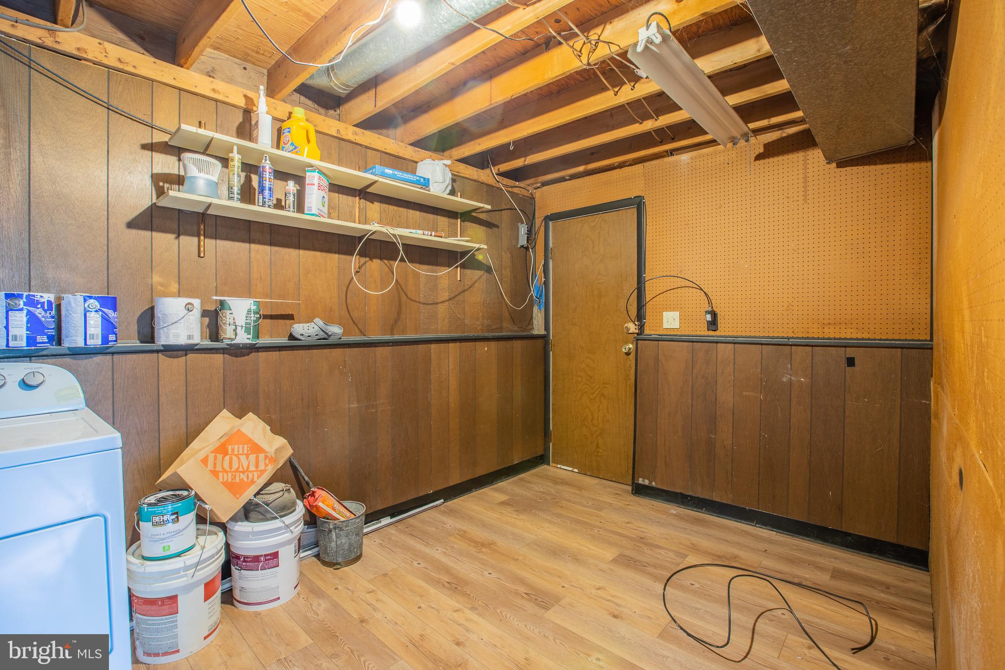 SILVER SPRING - Residential Lease