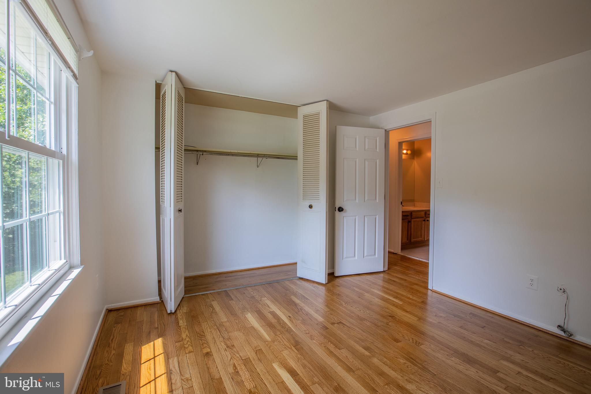 SILVER SPRING - Residential Lease