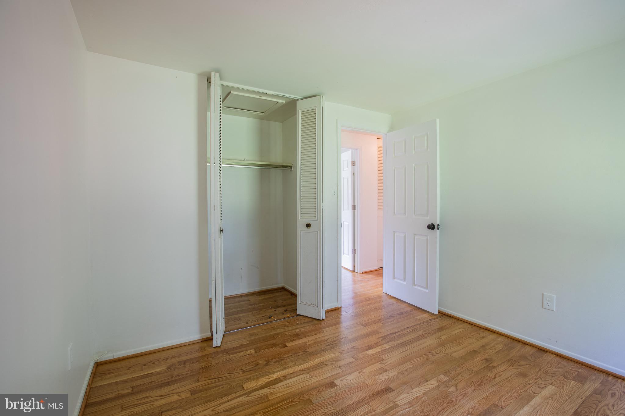 SILVER SPRING - Residential Lease