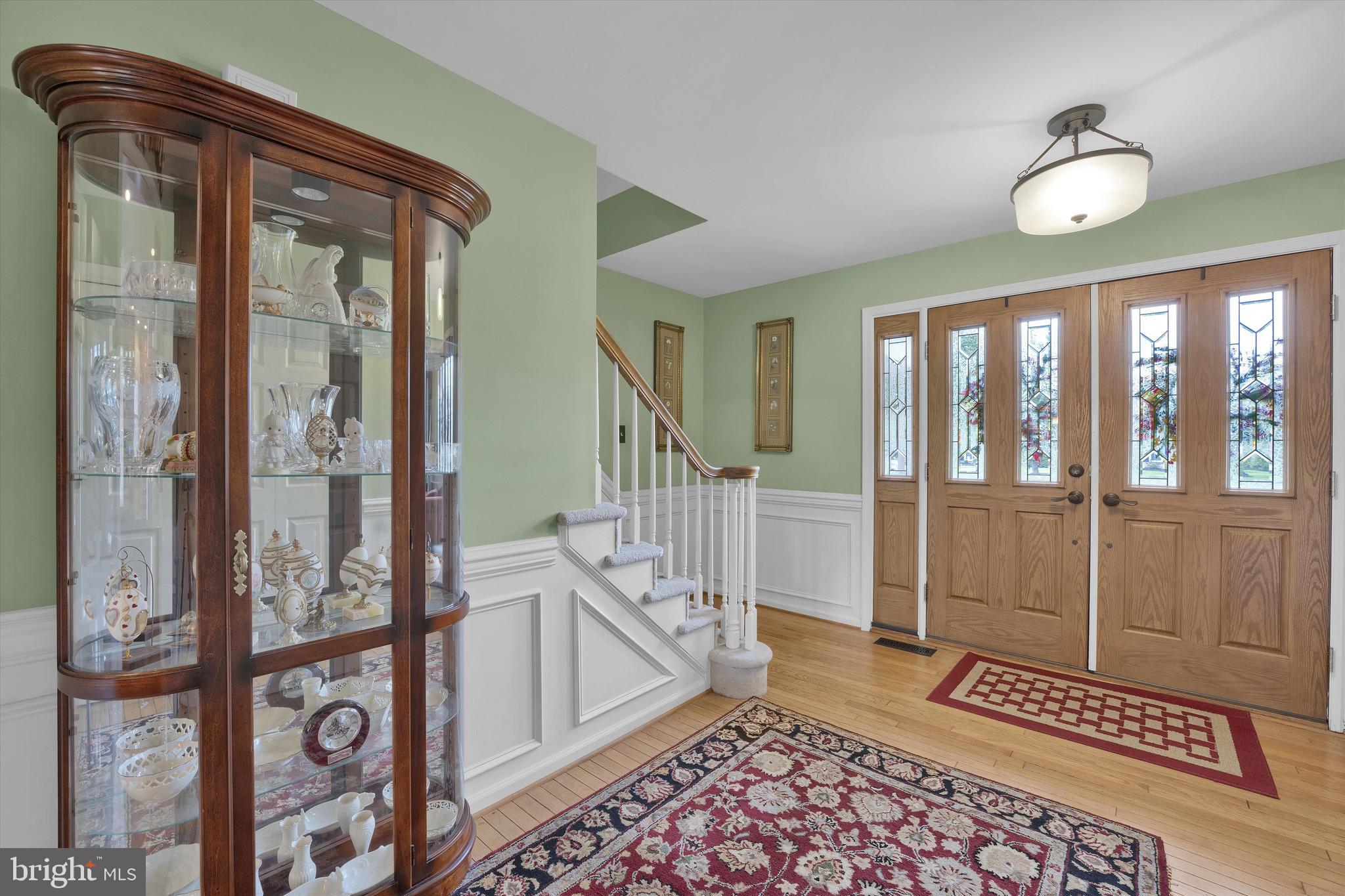 847 CLOVER DRIVE