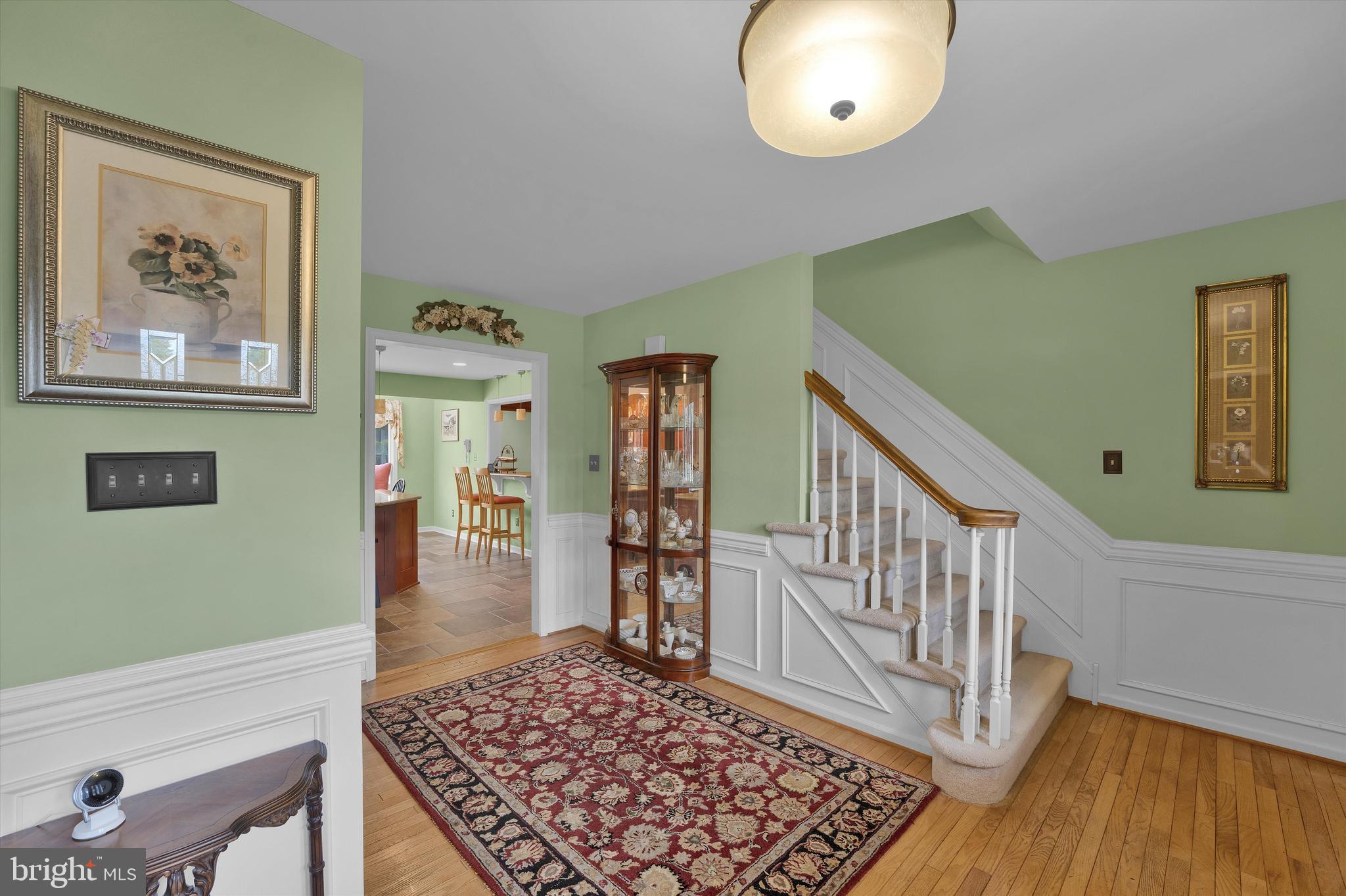 847 CLOVER DRIVE