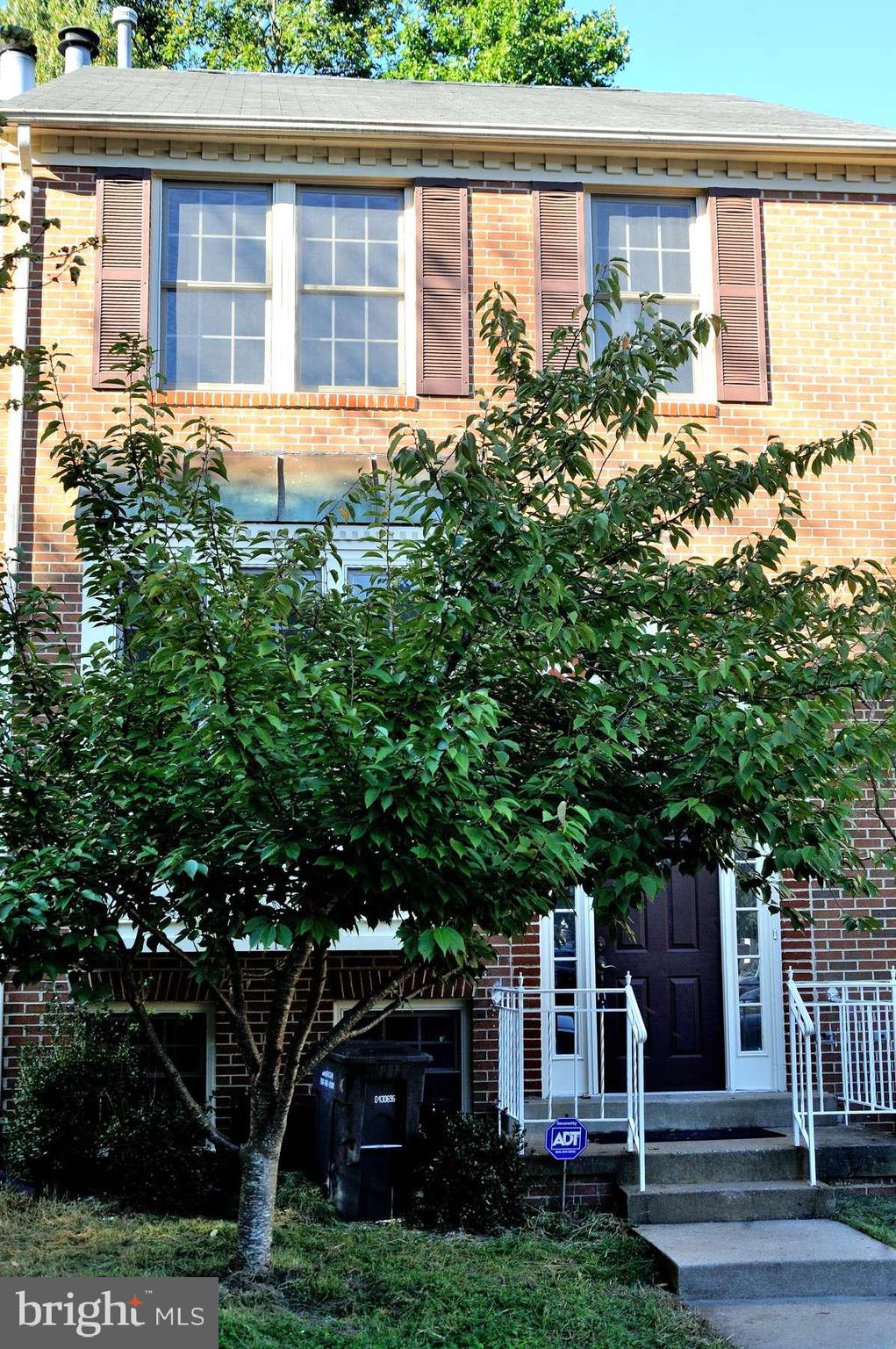 12143 ABBEY GLEN COURT