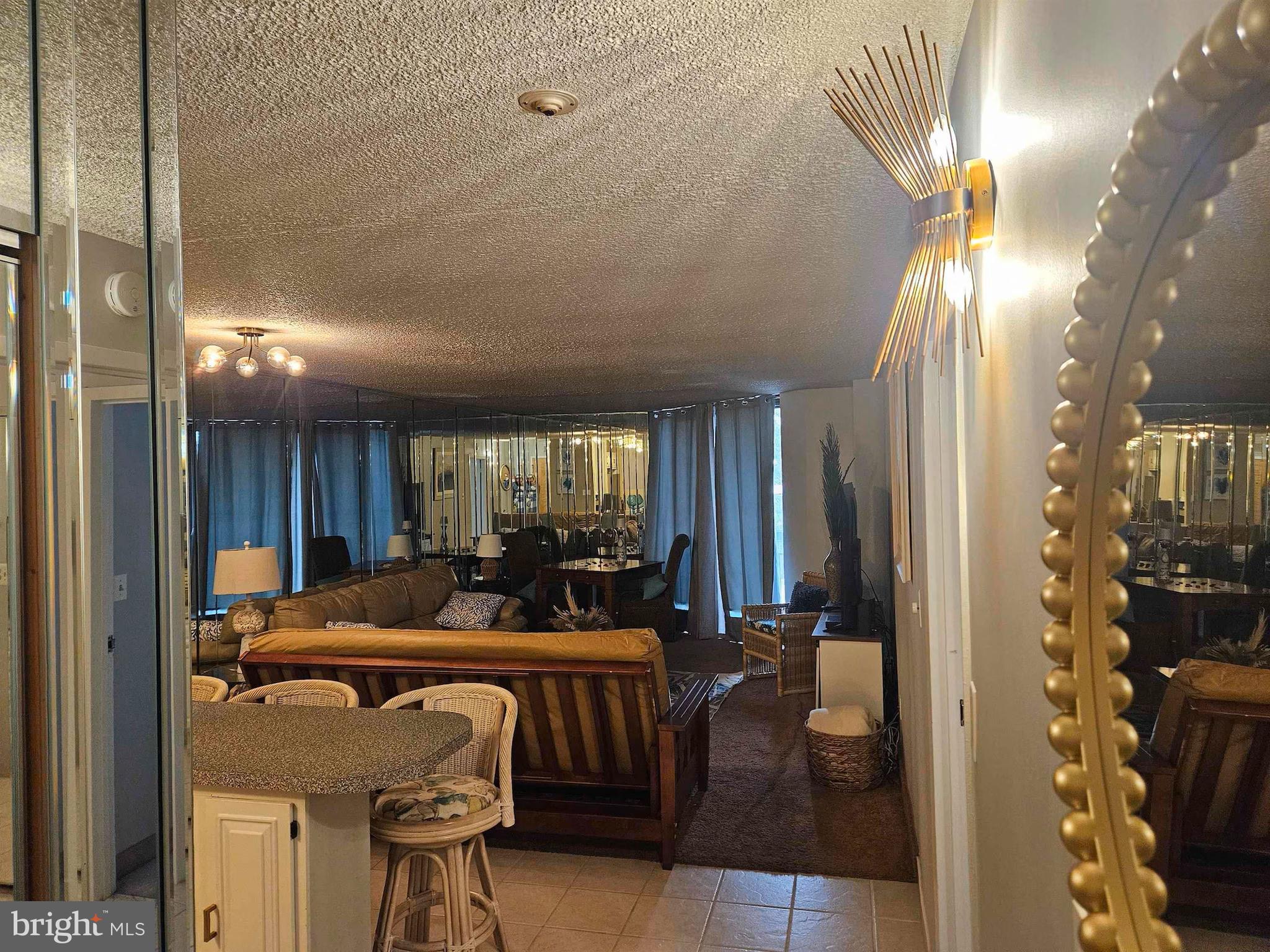 935 OCEAN AVENUE 300