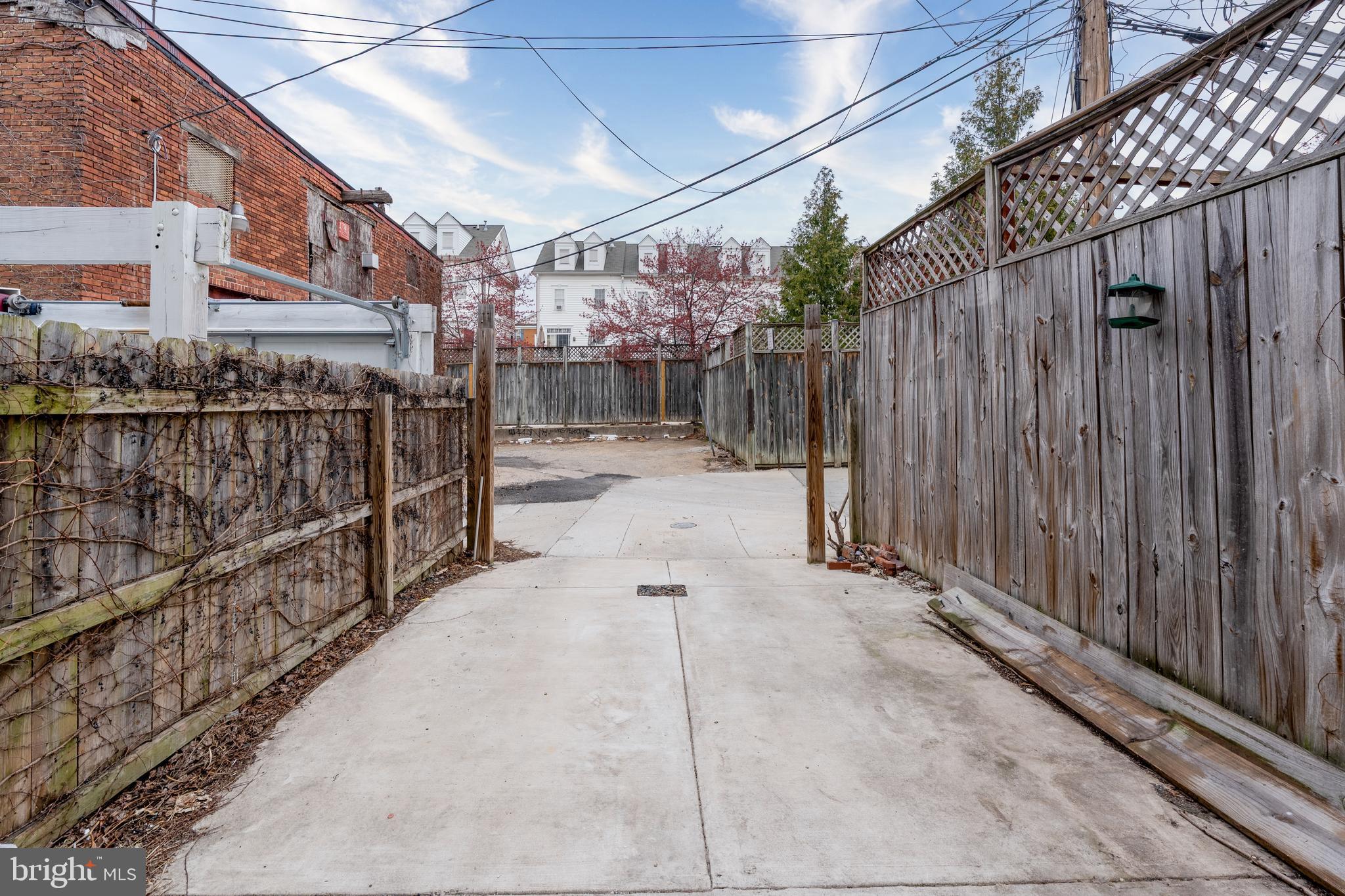 PIGTOWN HISTORIC DISTRICT - Residential Lease