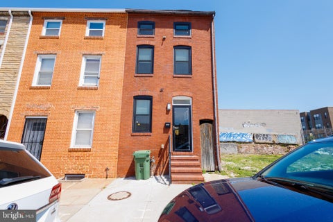 Townhouse For Sale - 1310 Gough Street<br/> BALTIMORE, MD 21231
