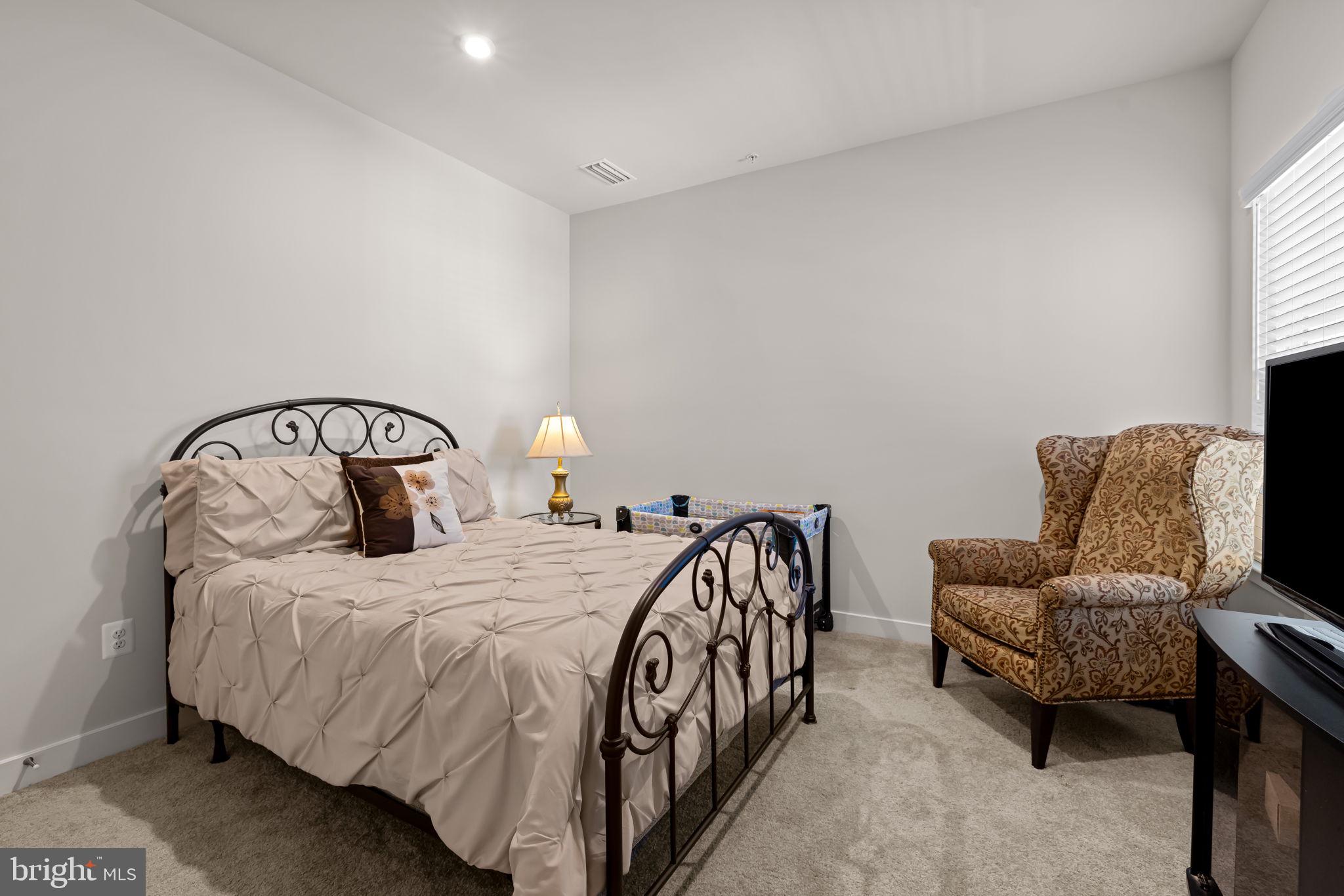 WELLINGTON FARMS - Residential