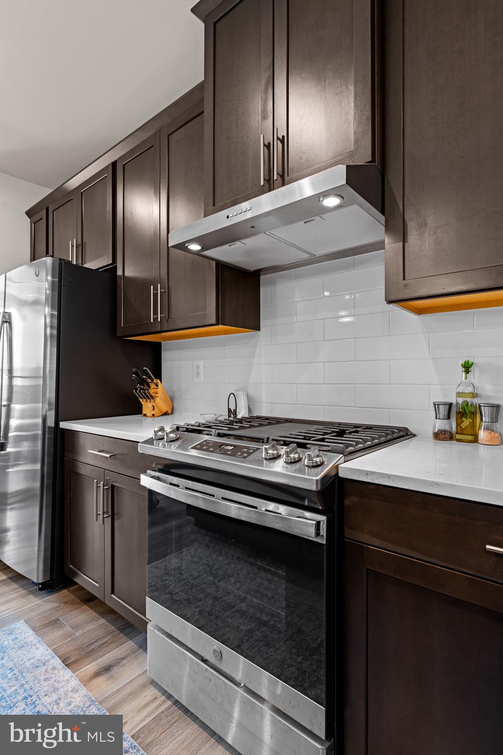 WELLINGTON FARMS - Residential