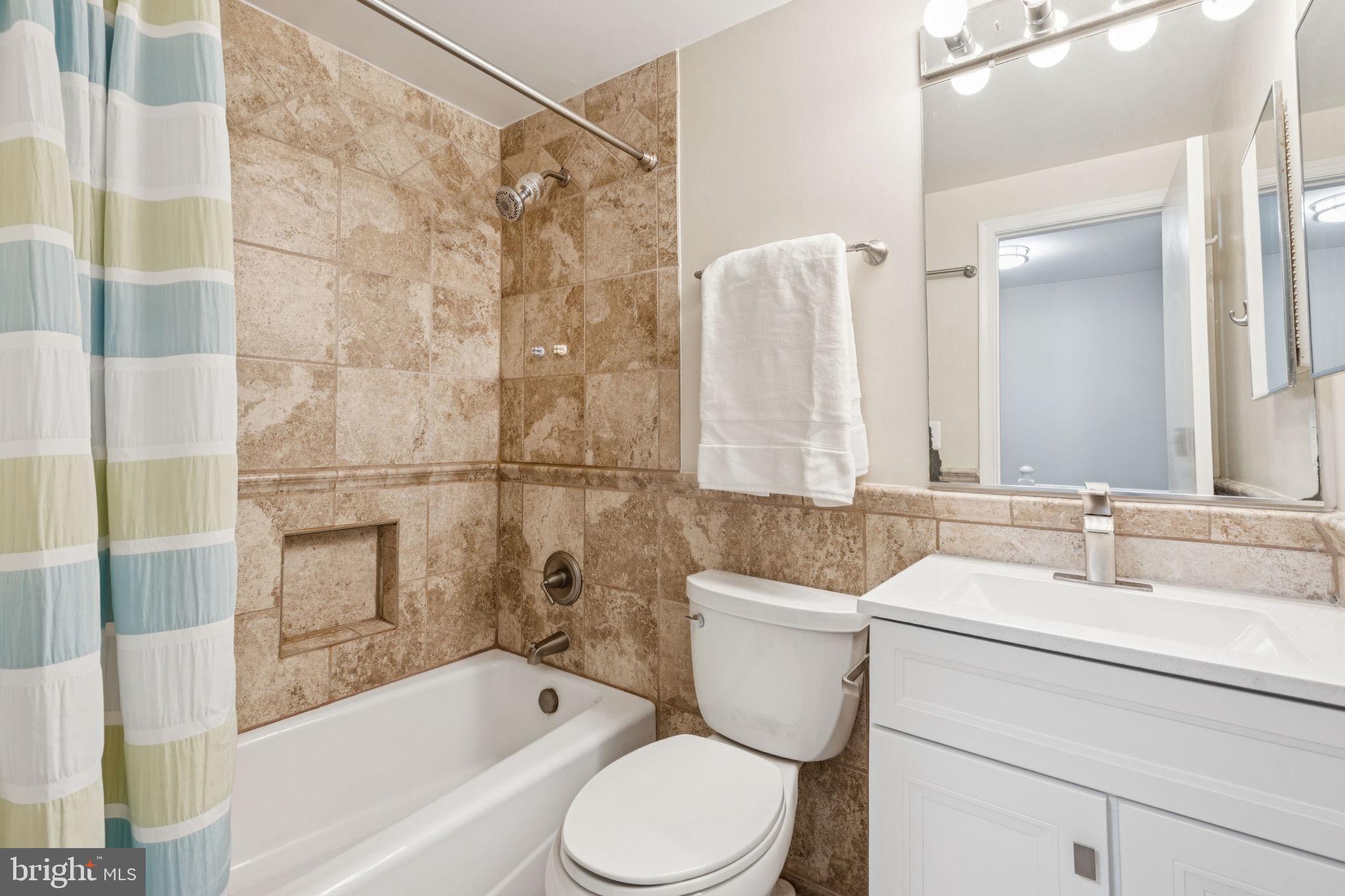 COUNTRYSIDE - Residential