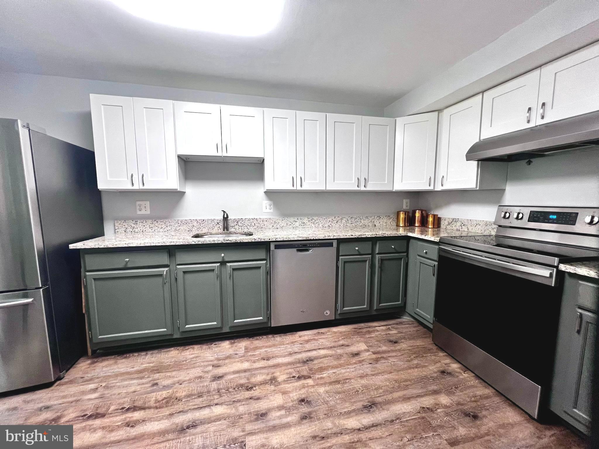 COUNTRYSIDE - Residential