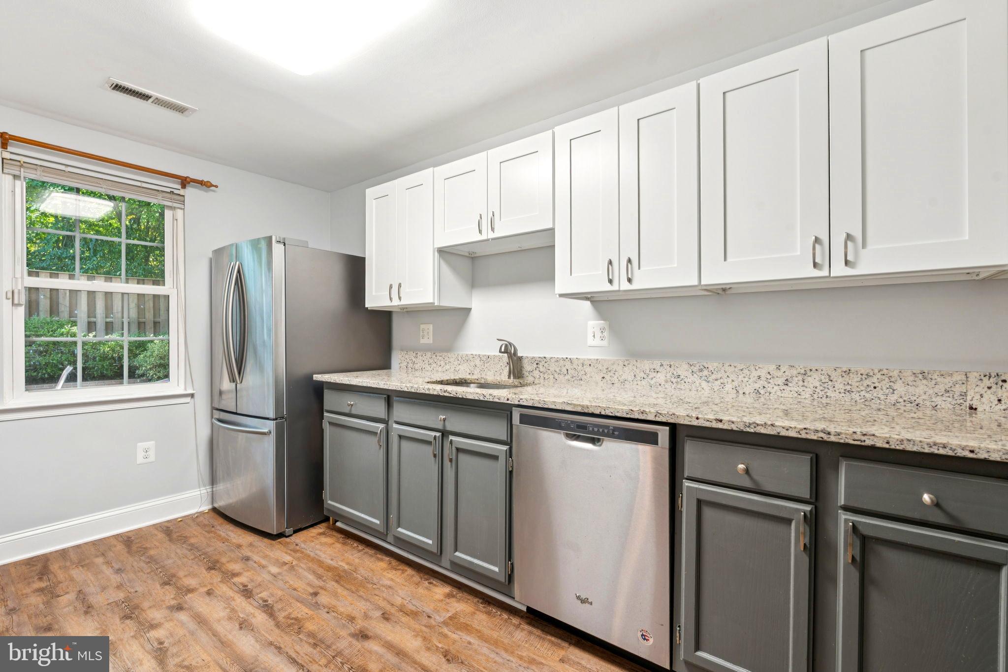 COUNTRYSIDE - Residential