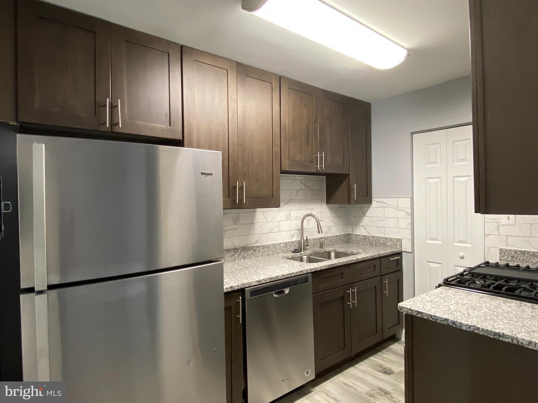 FRENCHMANS CREEK - Residential