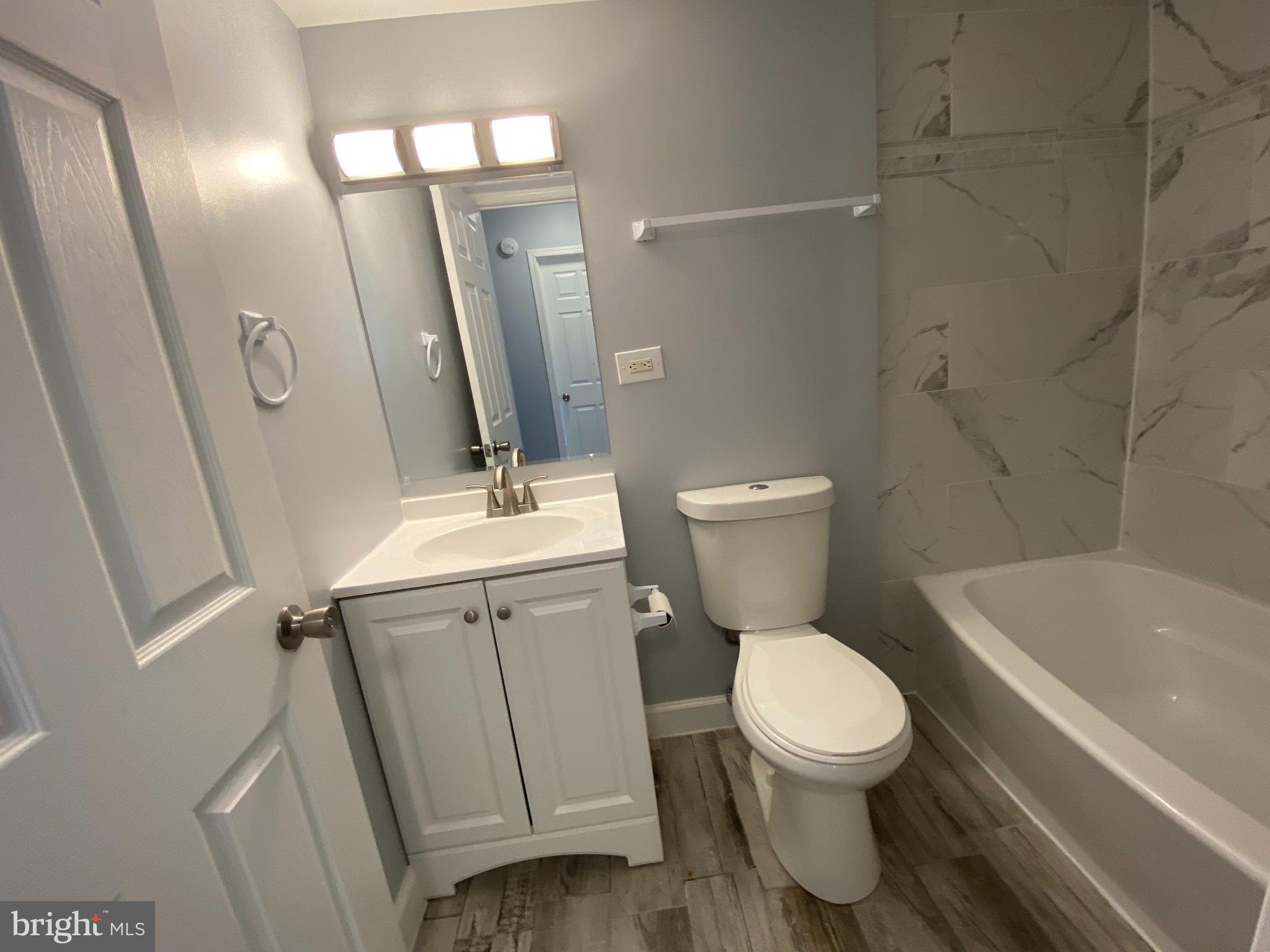 FRENCHMANS CREEK - Residential