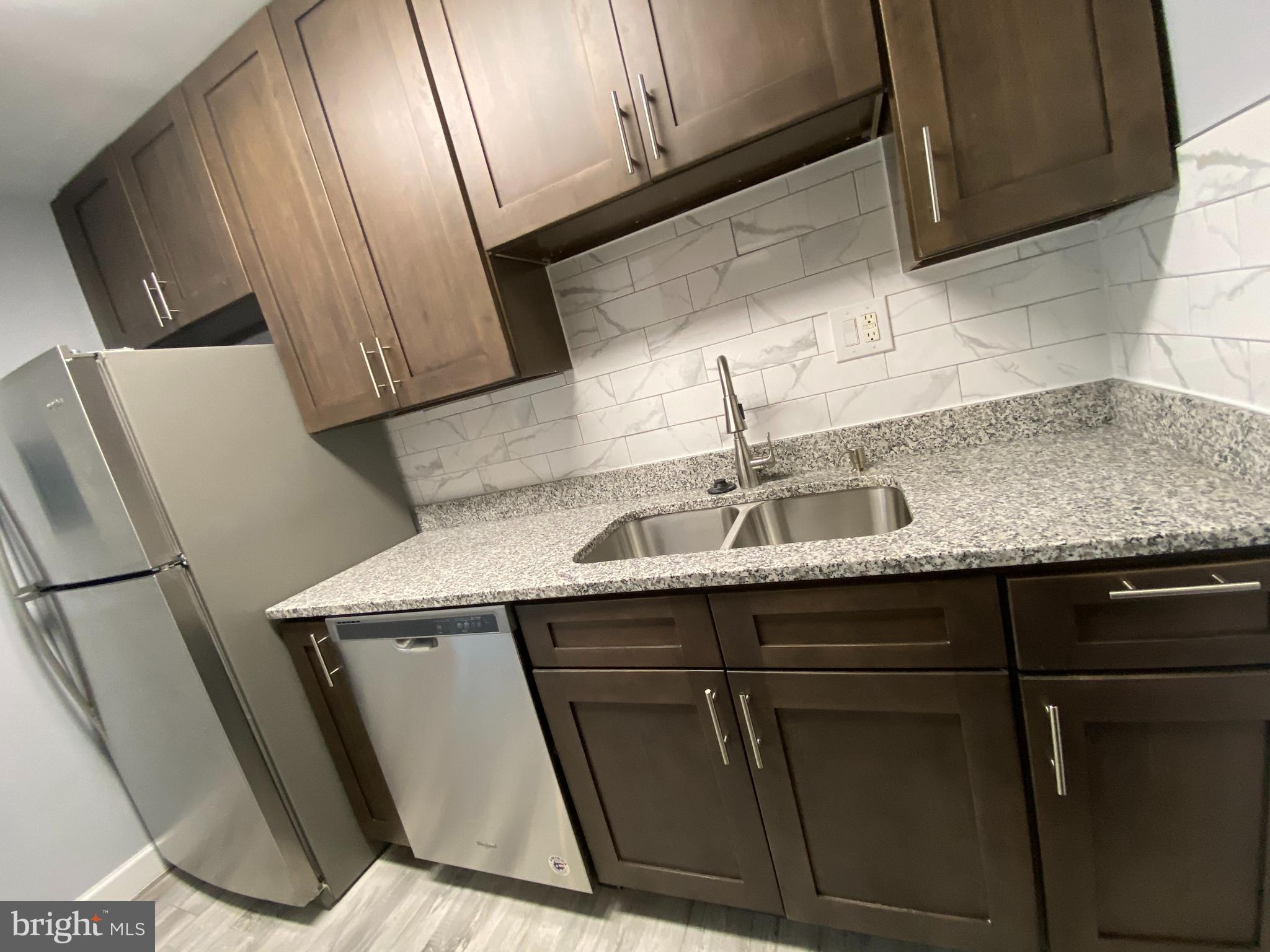 FRENCHMANS CREEK - Residential