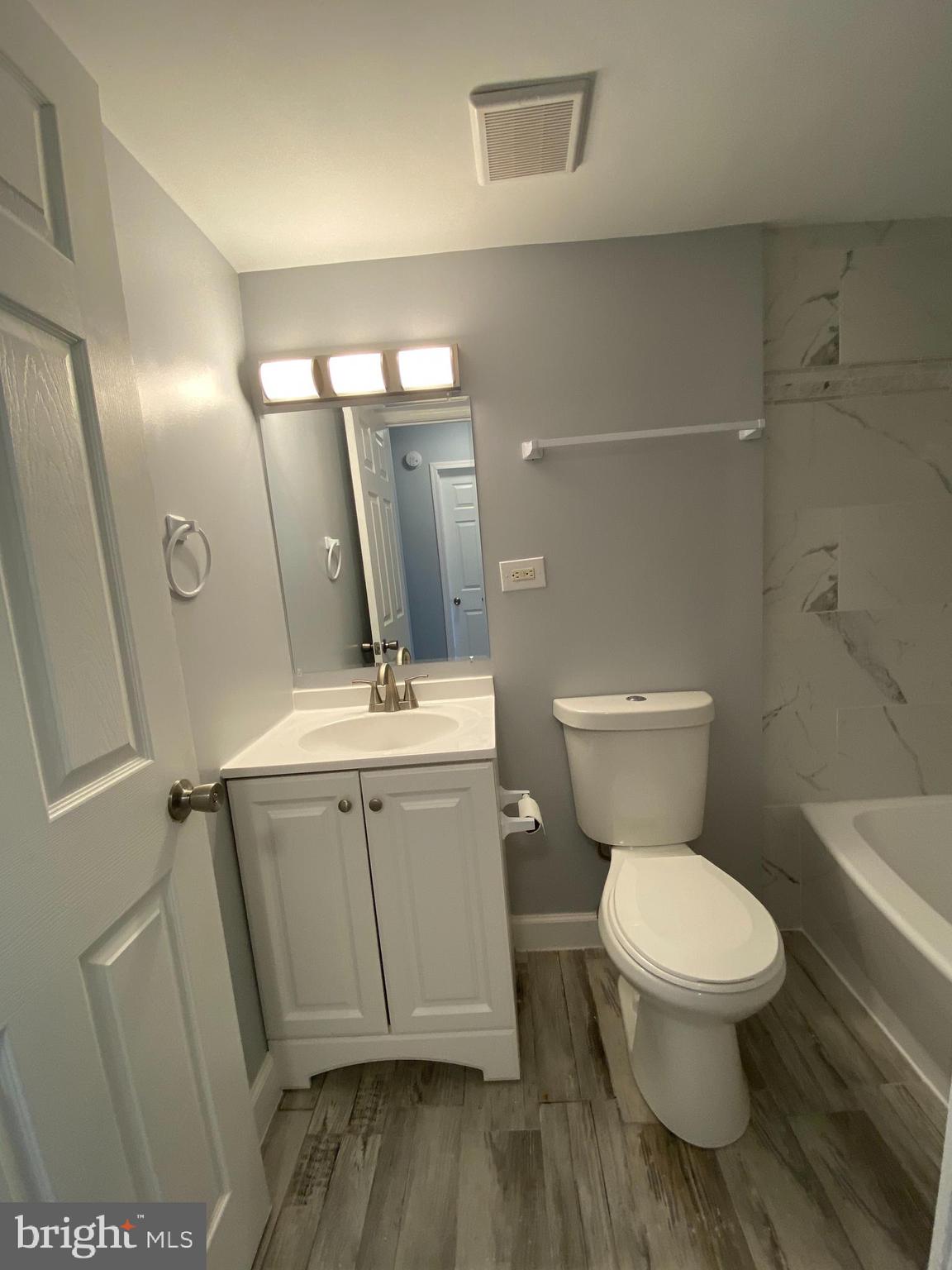 FRENCHMANS CREEK - Residential