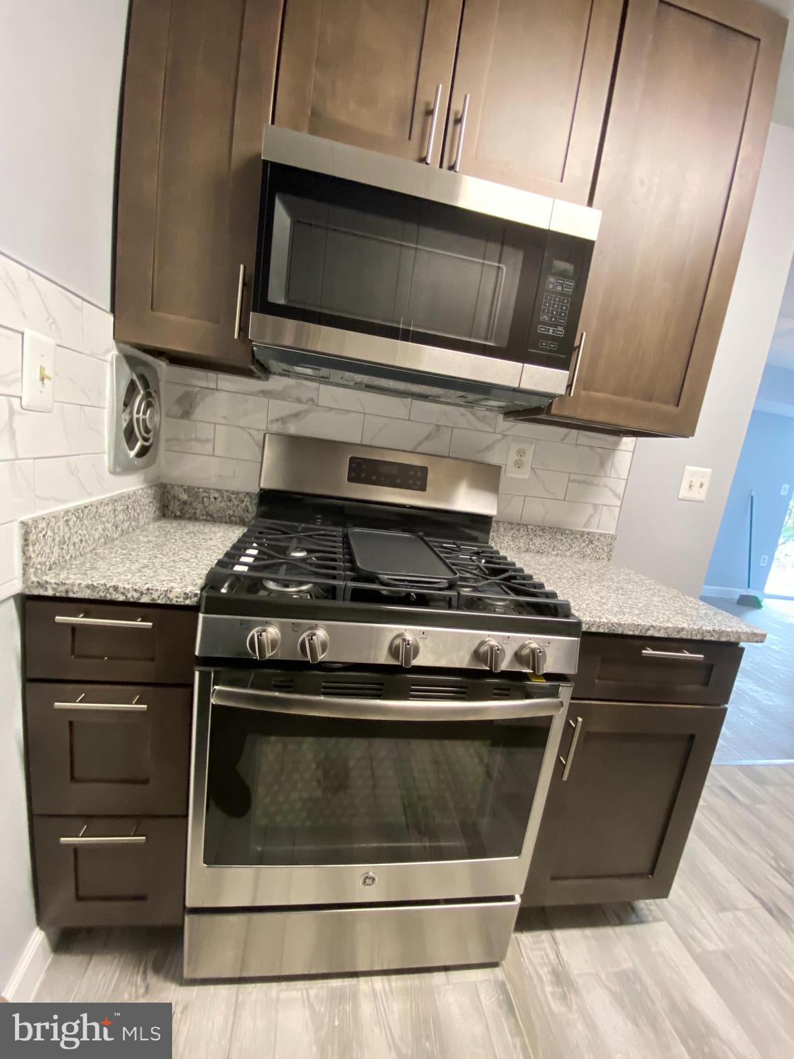 FRENCHMANS CREEK - Residential