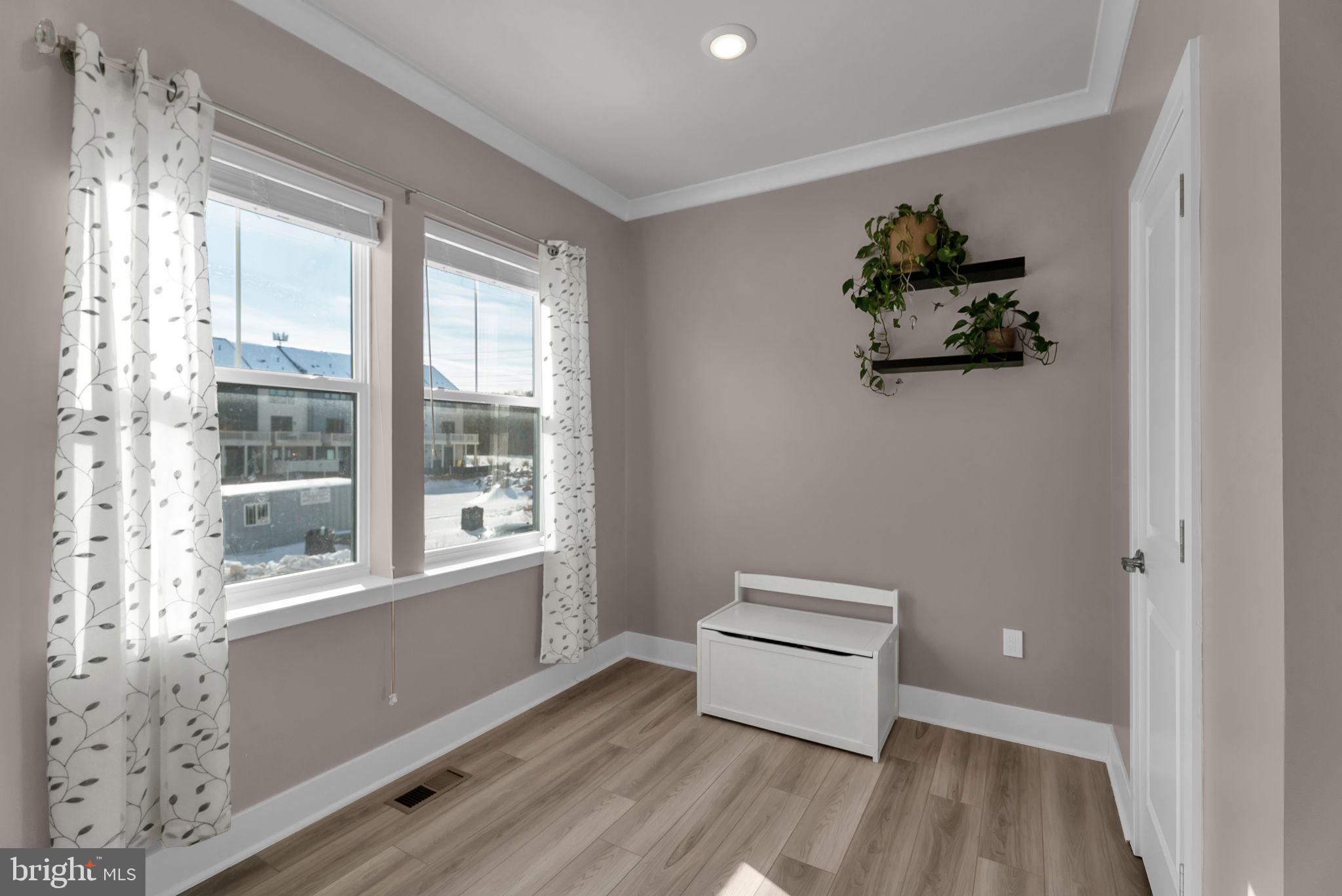 TANYARD SHORES - Residential