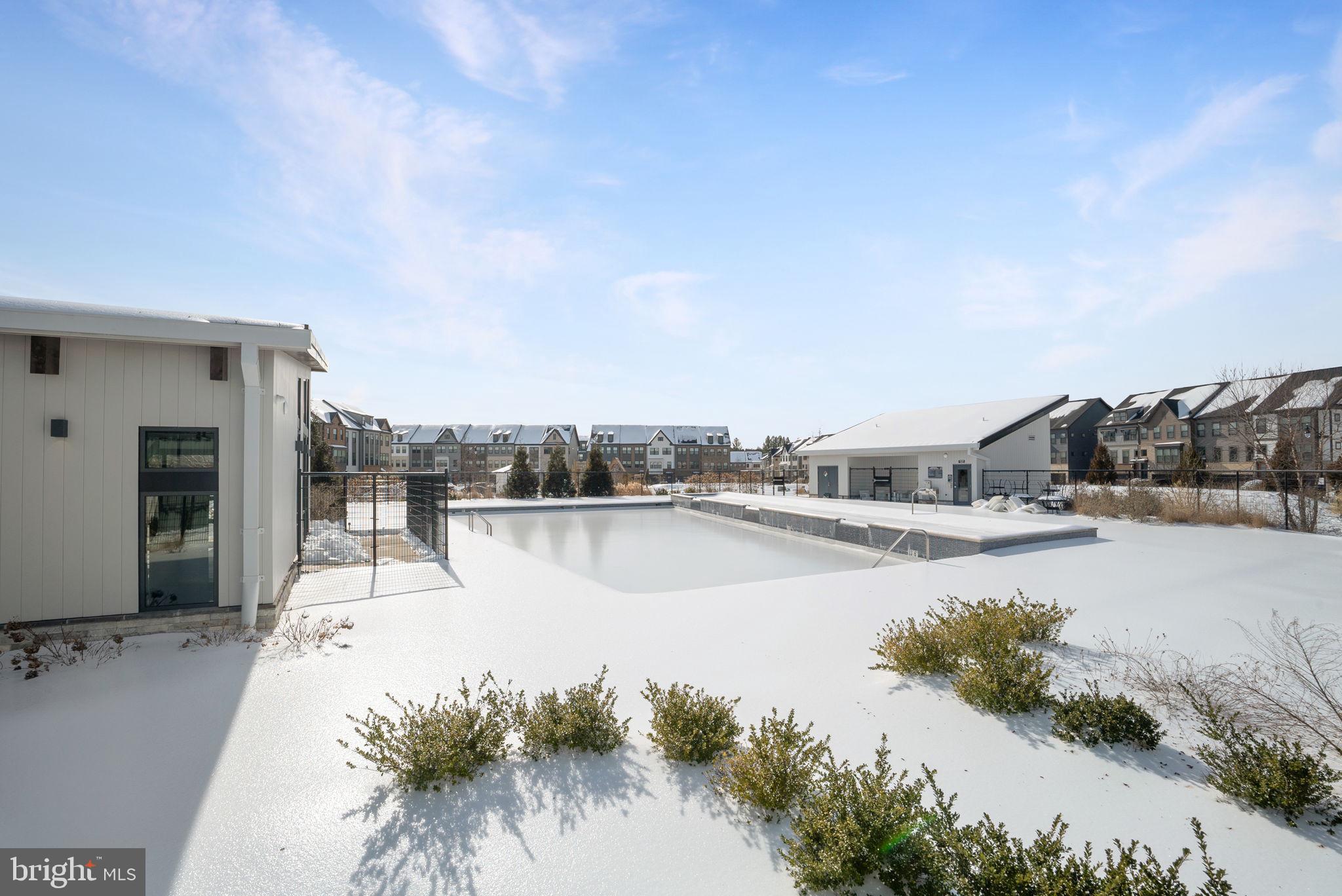 TANYARD SHORES - Residential