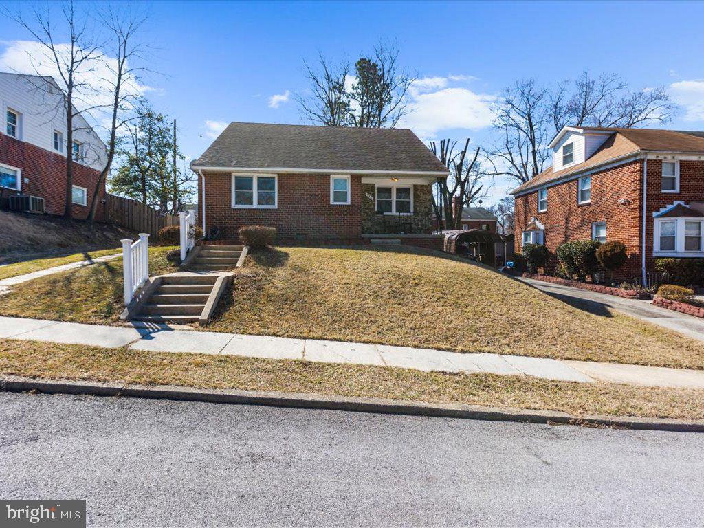 HUNTING RIDGE HISTORIC DISTRICT - Residential