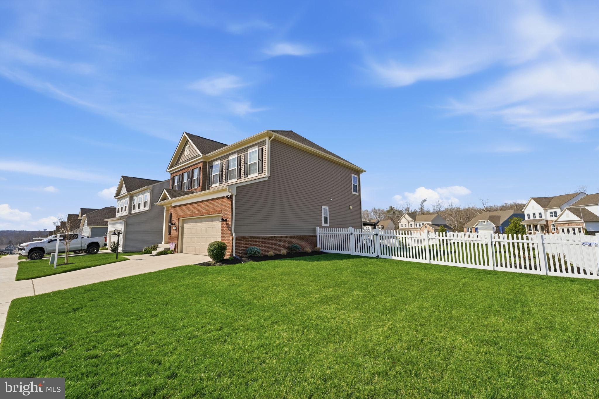 CLEVENGER CORNER VILLAGE - Residential