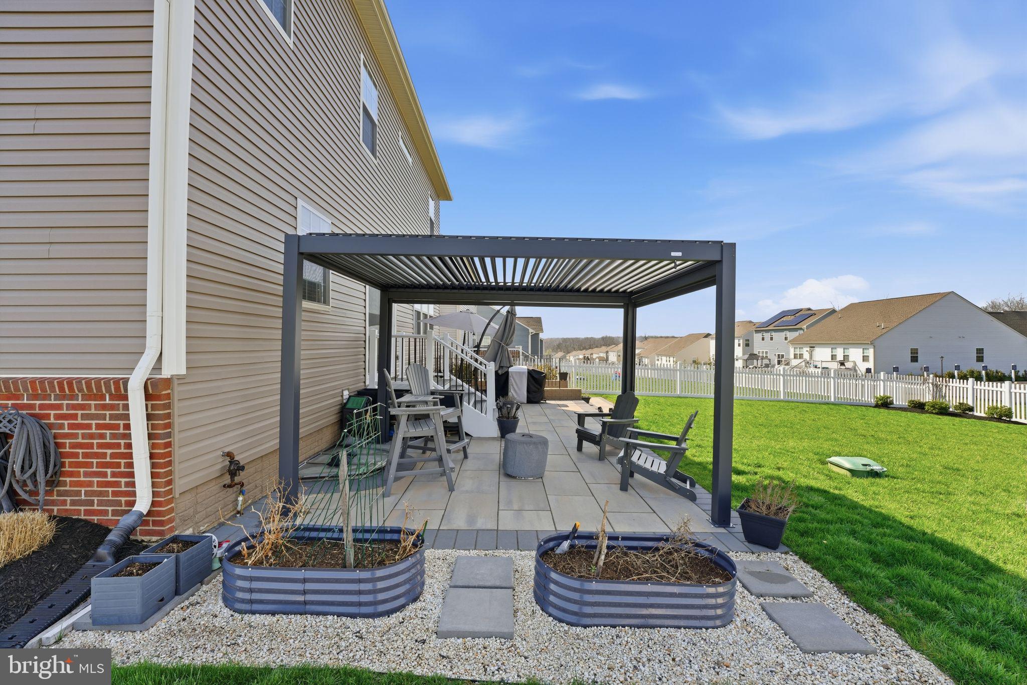 CLEVENGER CORNER VILLAGE - Residential