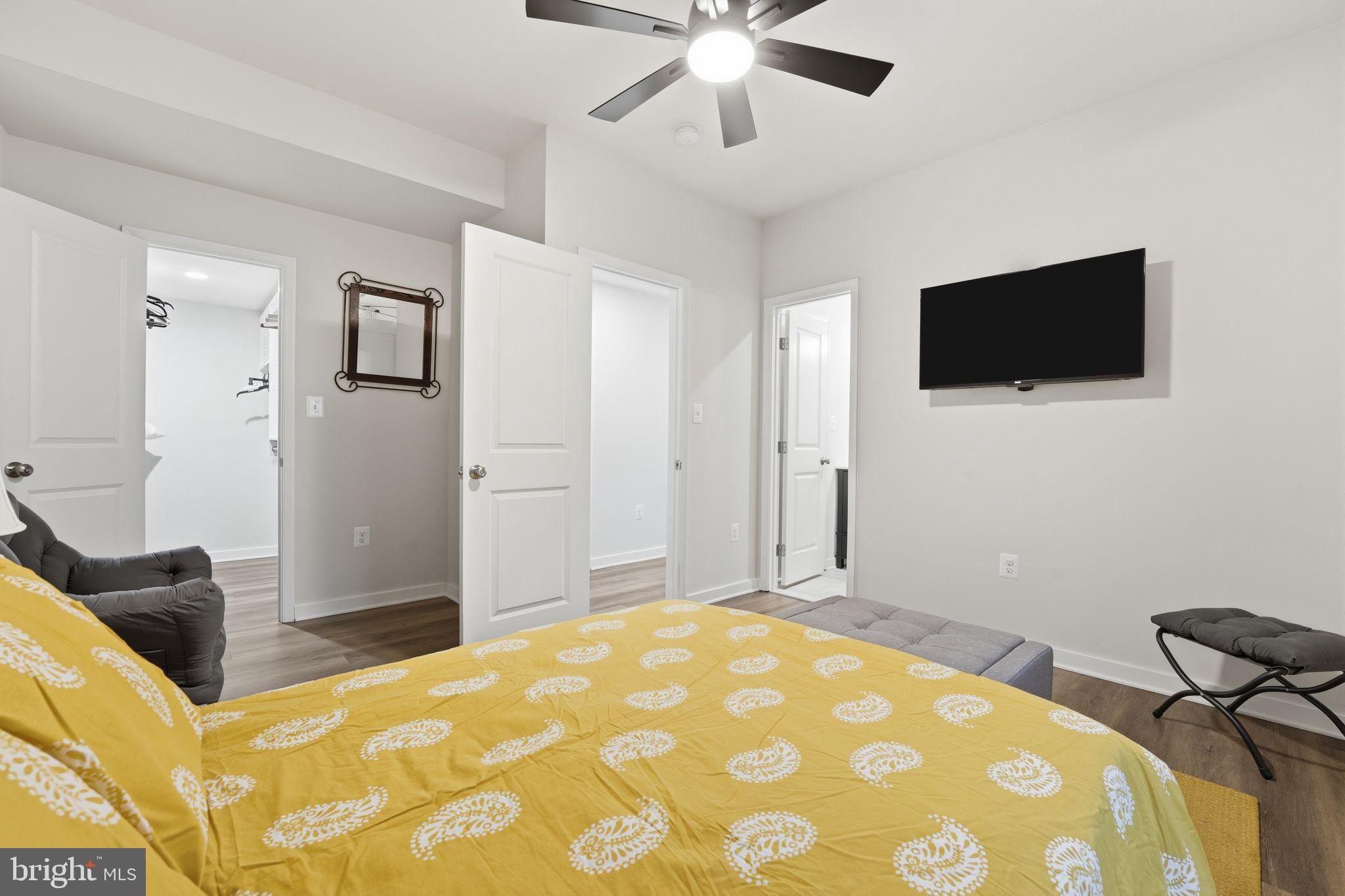 CLEVENGER CORNER VILLAGE - Residential