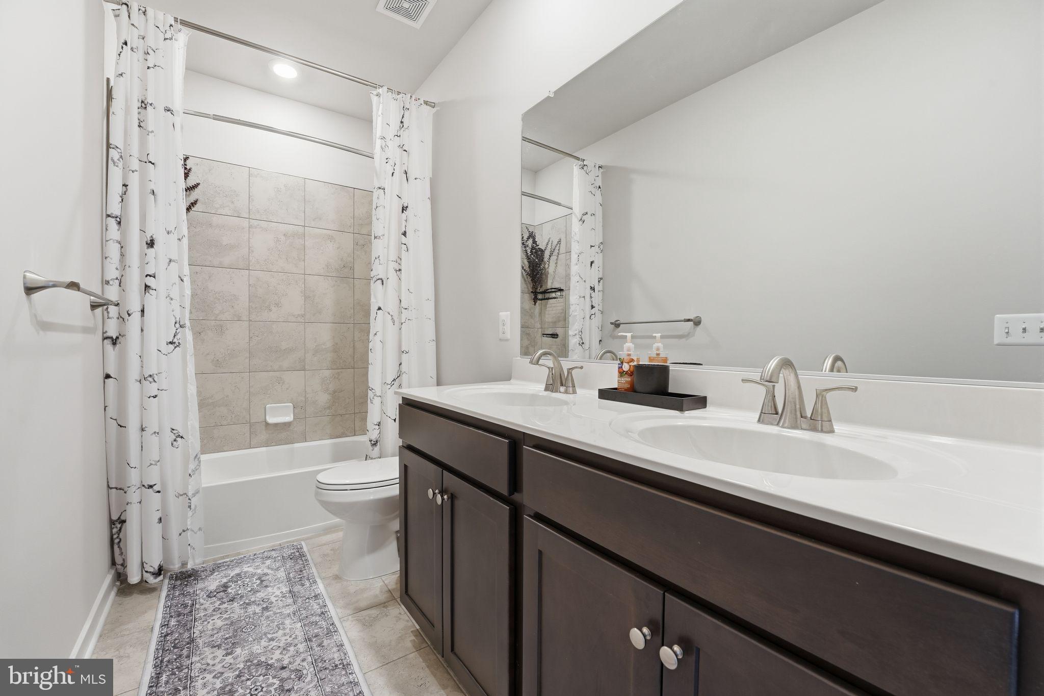 CLEVENGER CORNER VILLAGE - Residential