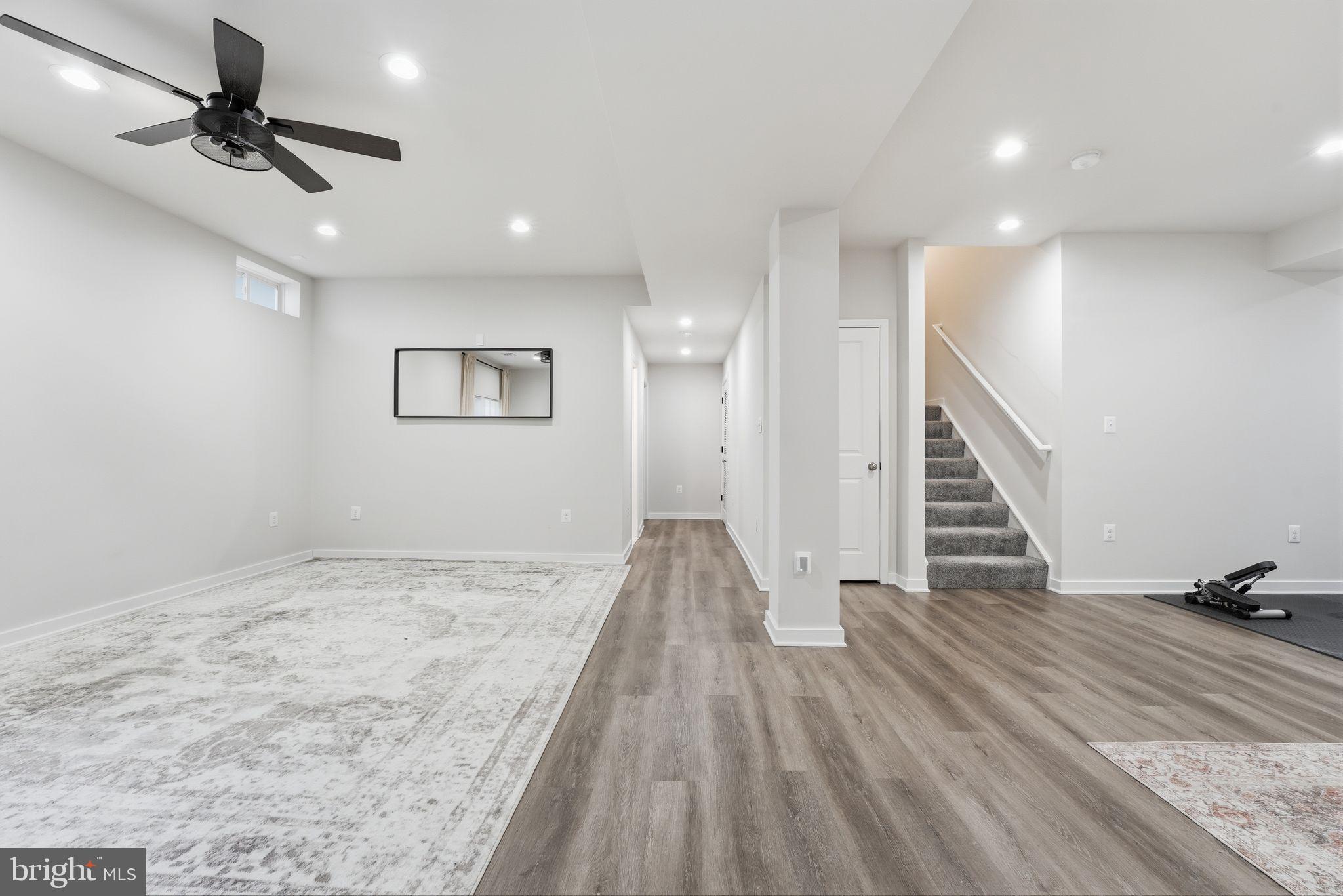 CLEVENGER CORNER VILLAGE - Residential