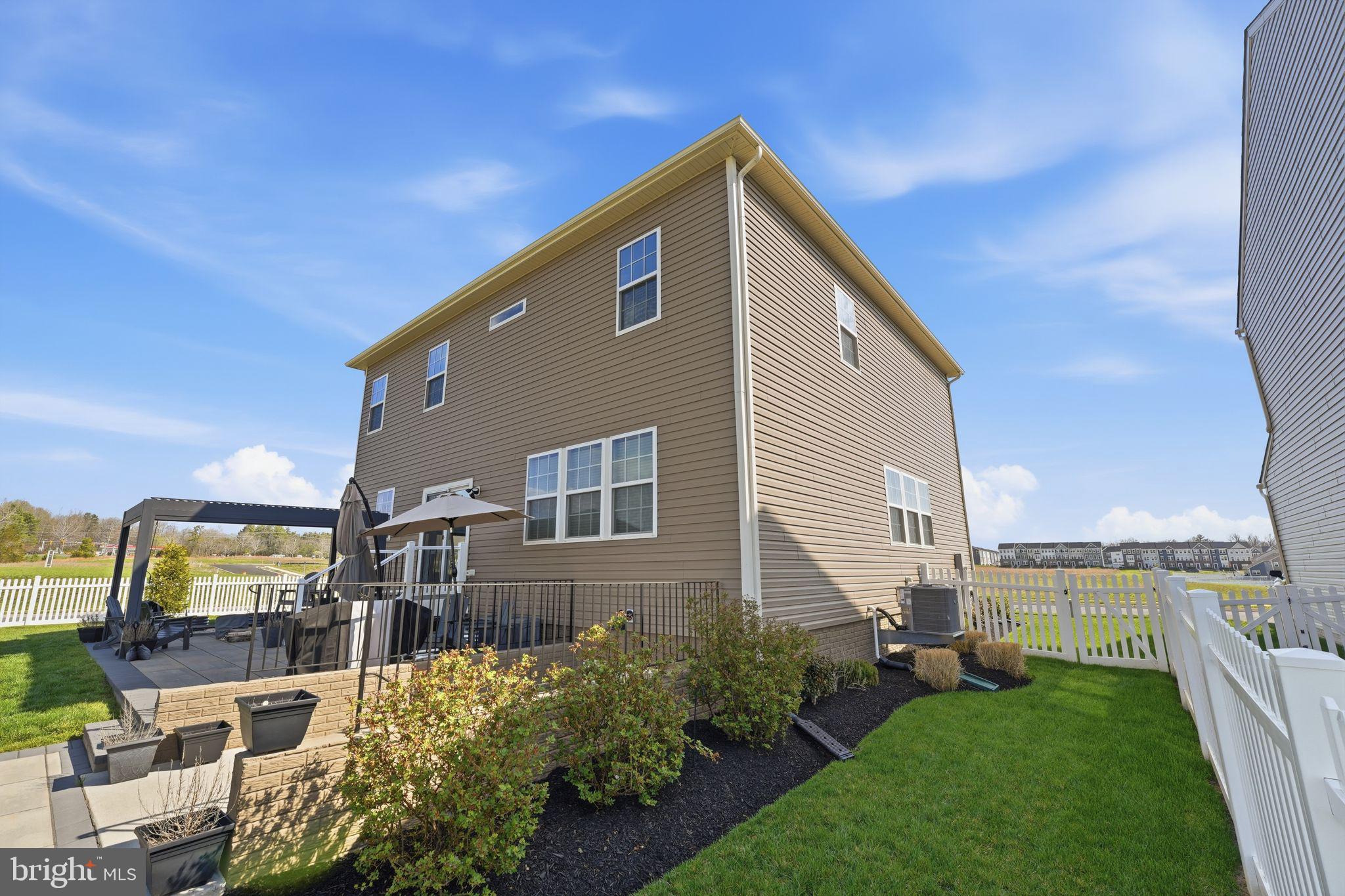 CLEVENGER CORNER VILLAGE - Residential