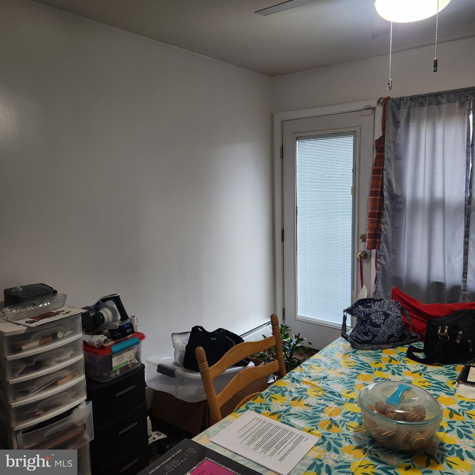 NOLL MANOR - Residential