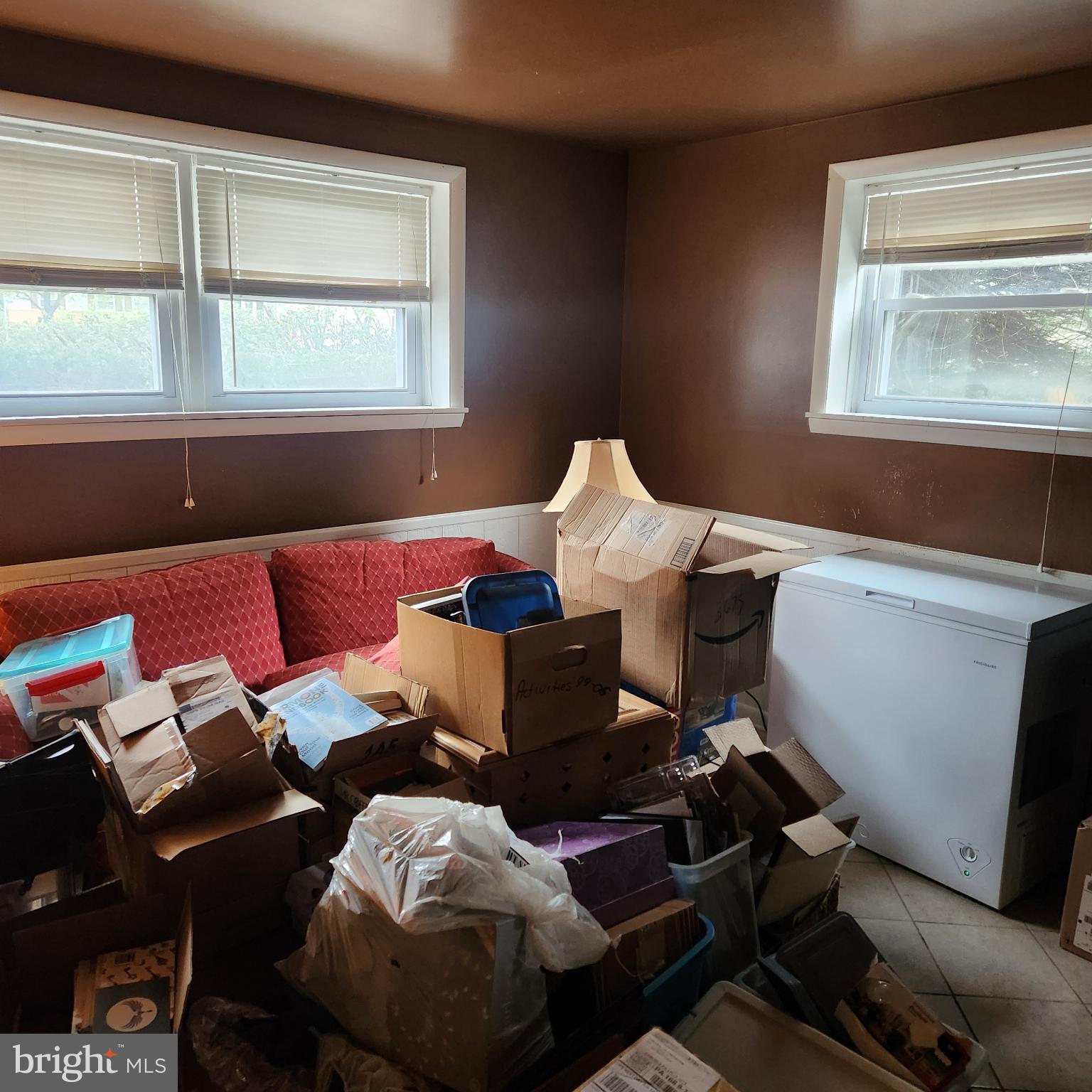 NOLL MANOR - Residential