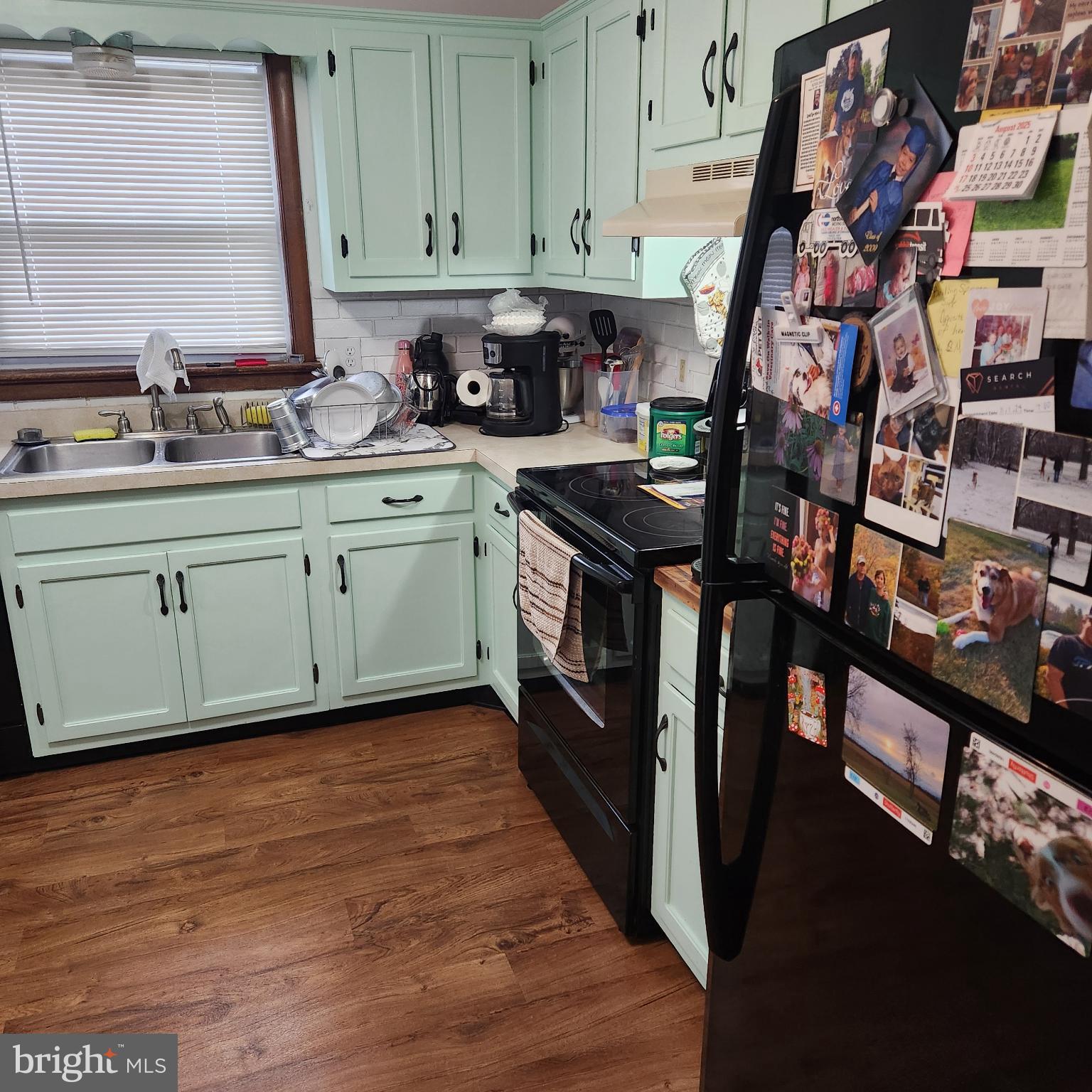 NOLL MANOR - Residential