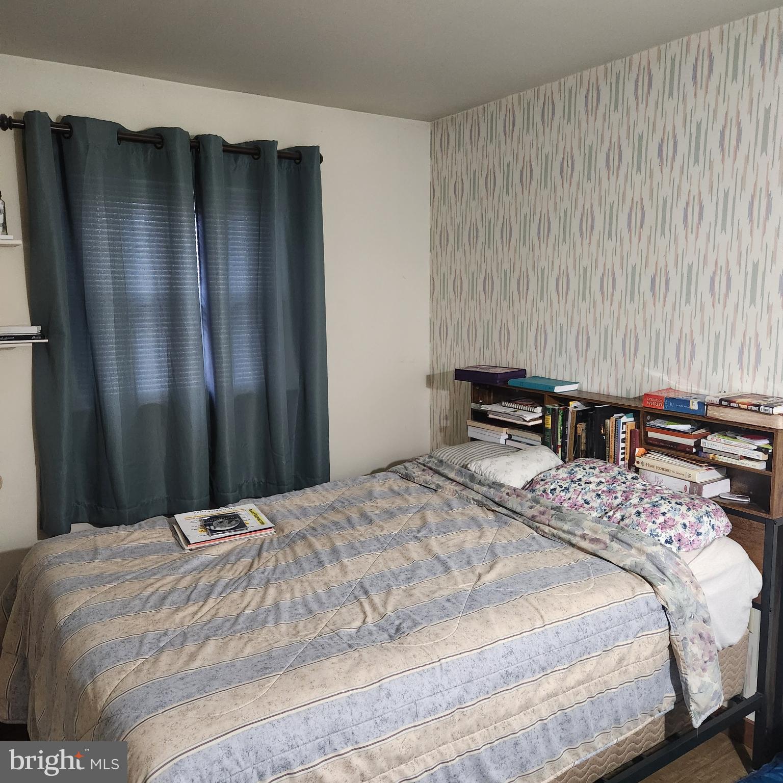 NOLL MANOR - Residential