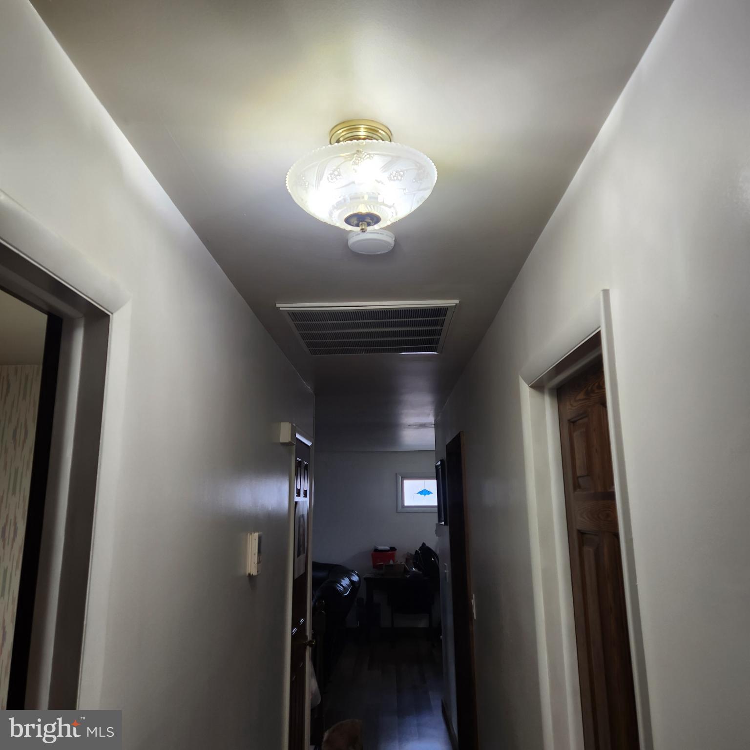 NOLL MANOR - Residential