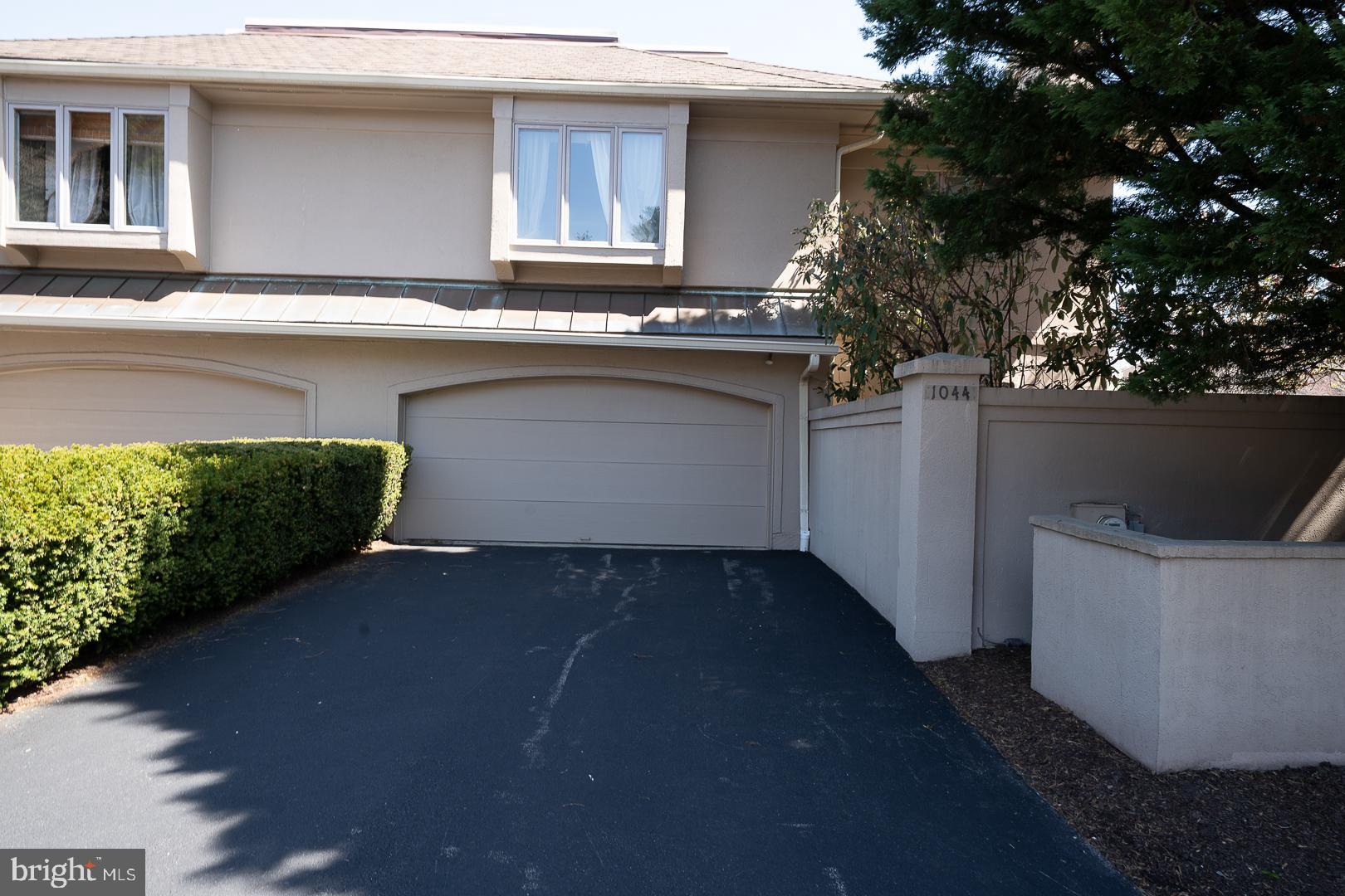 HILLGATE - Residential