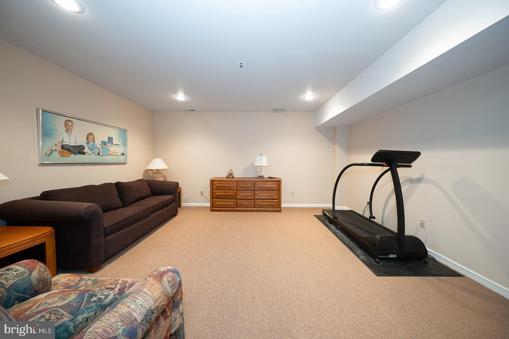 HILLGATE - Residential