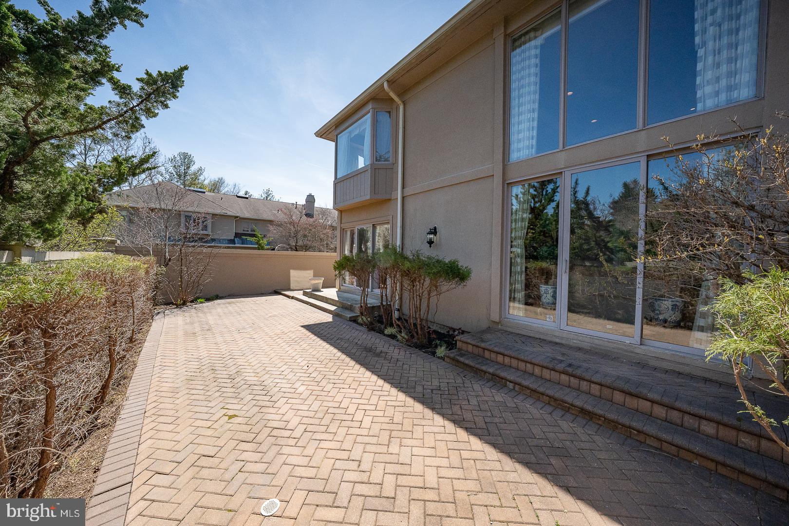 HILLGATE - Residential