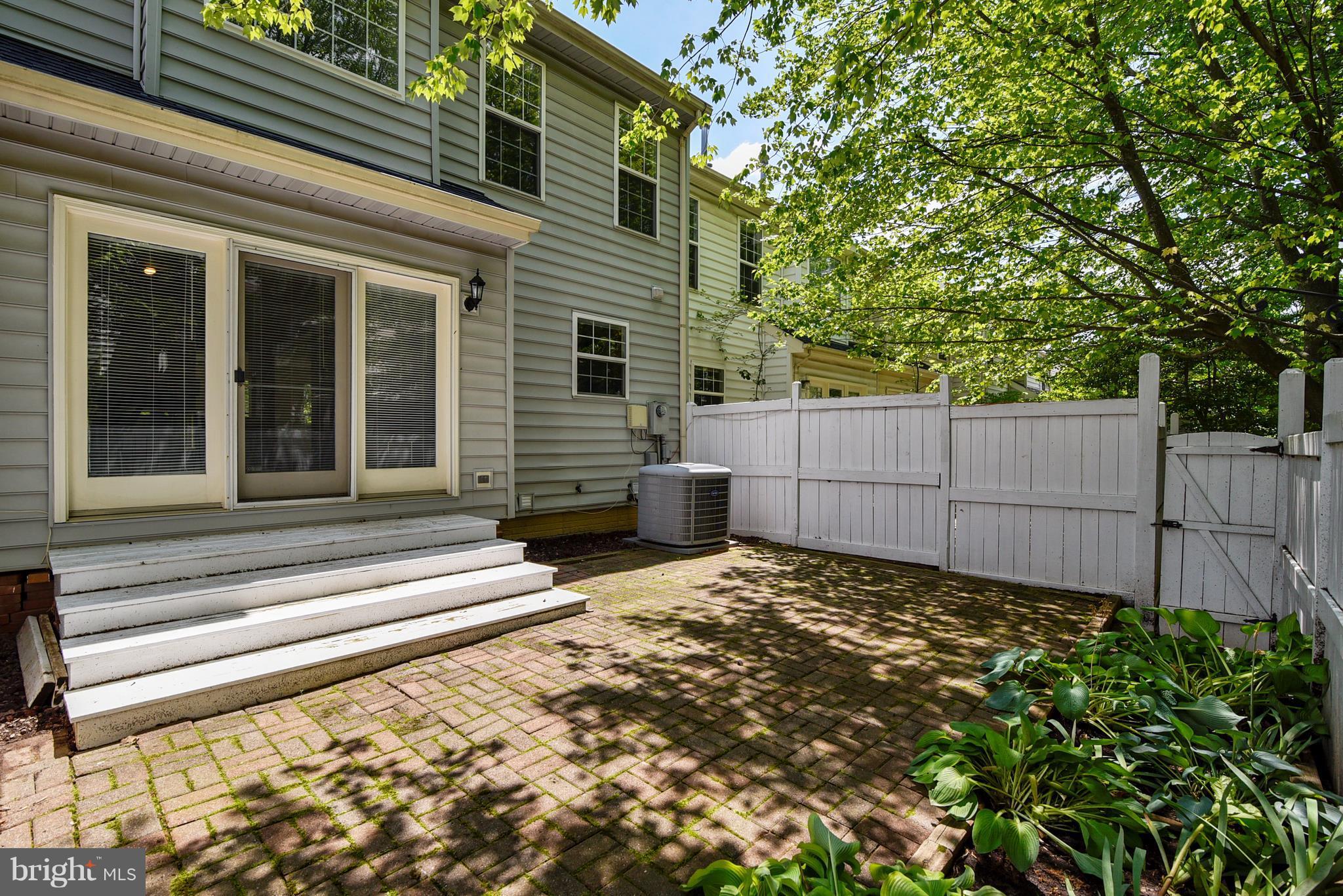 VIRGINIA CENTER - Residential