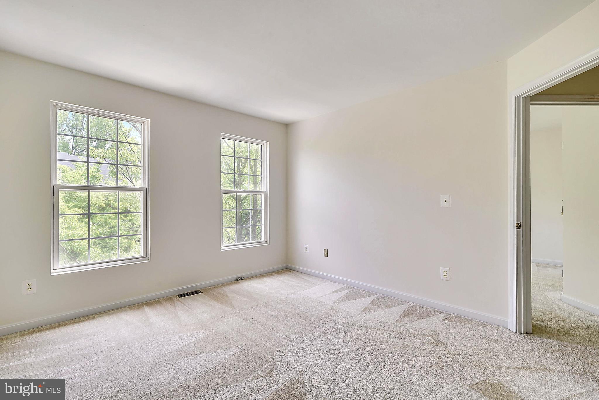 VIRGINIA CENTER - Residential