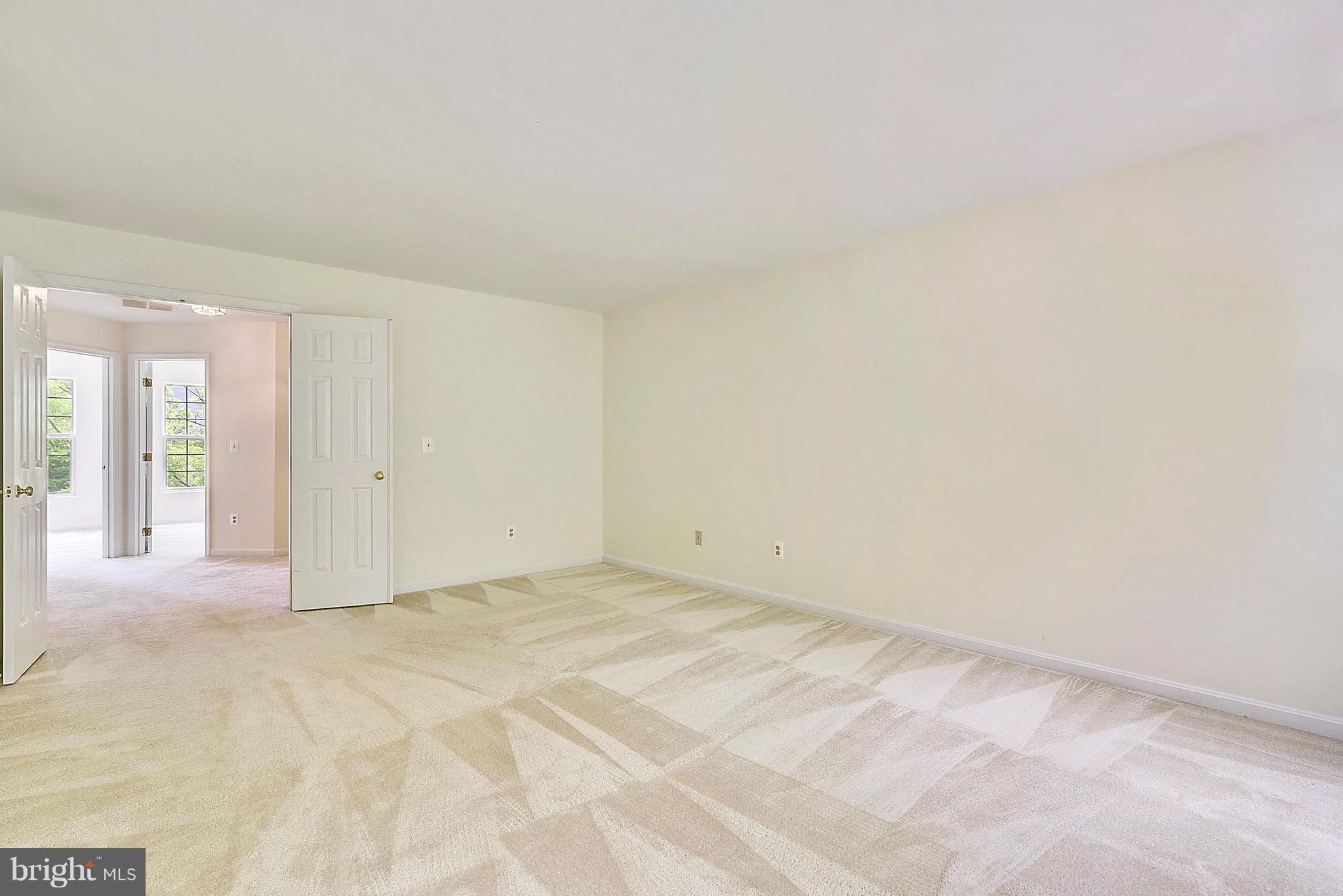 VIRGINIA CENTER - Residential