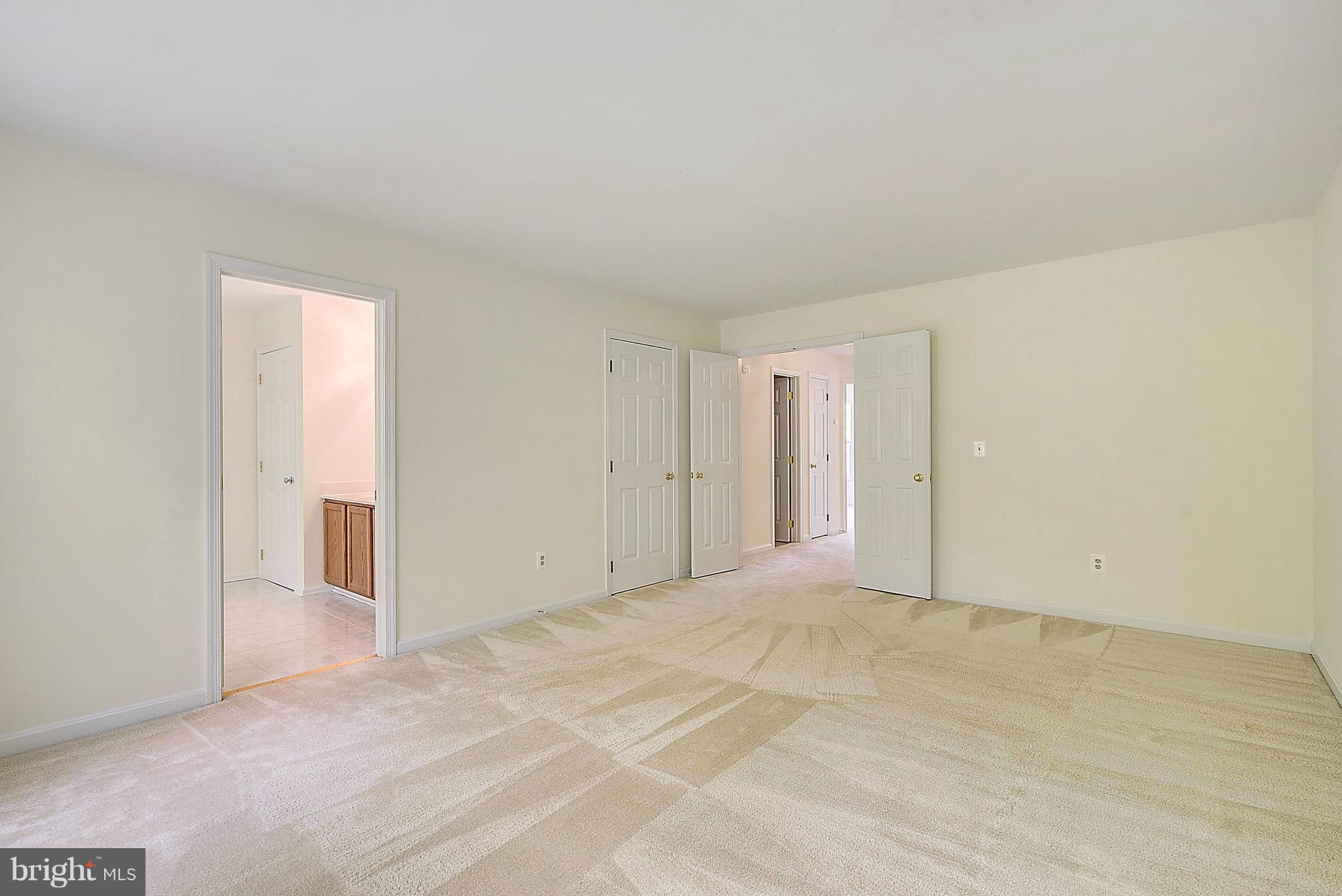 VIRGINIA CENTER - Residential