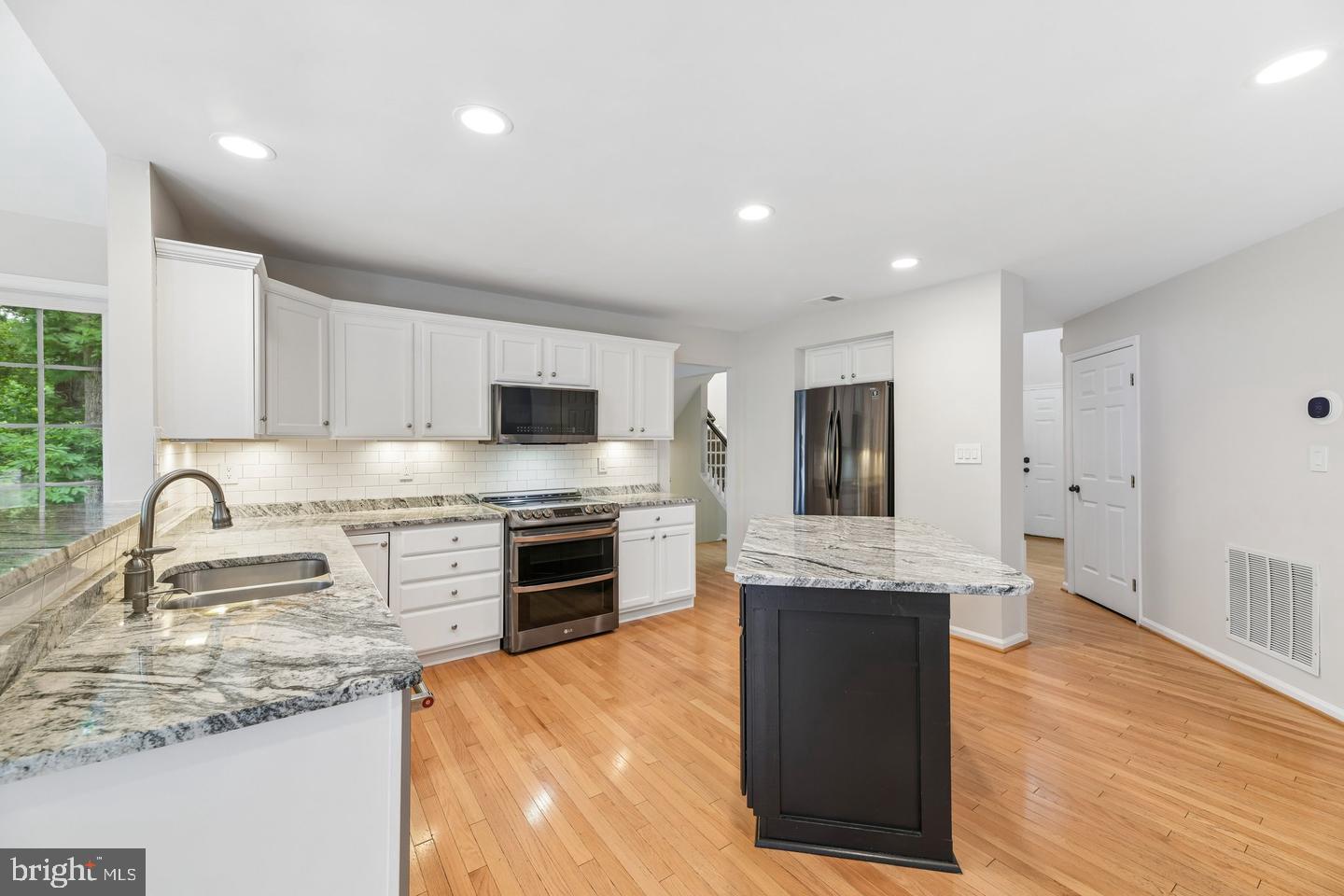 Property Search 2425 HARRISON COURT